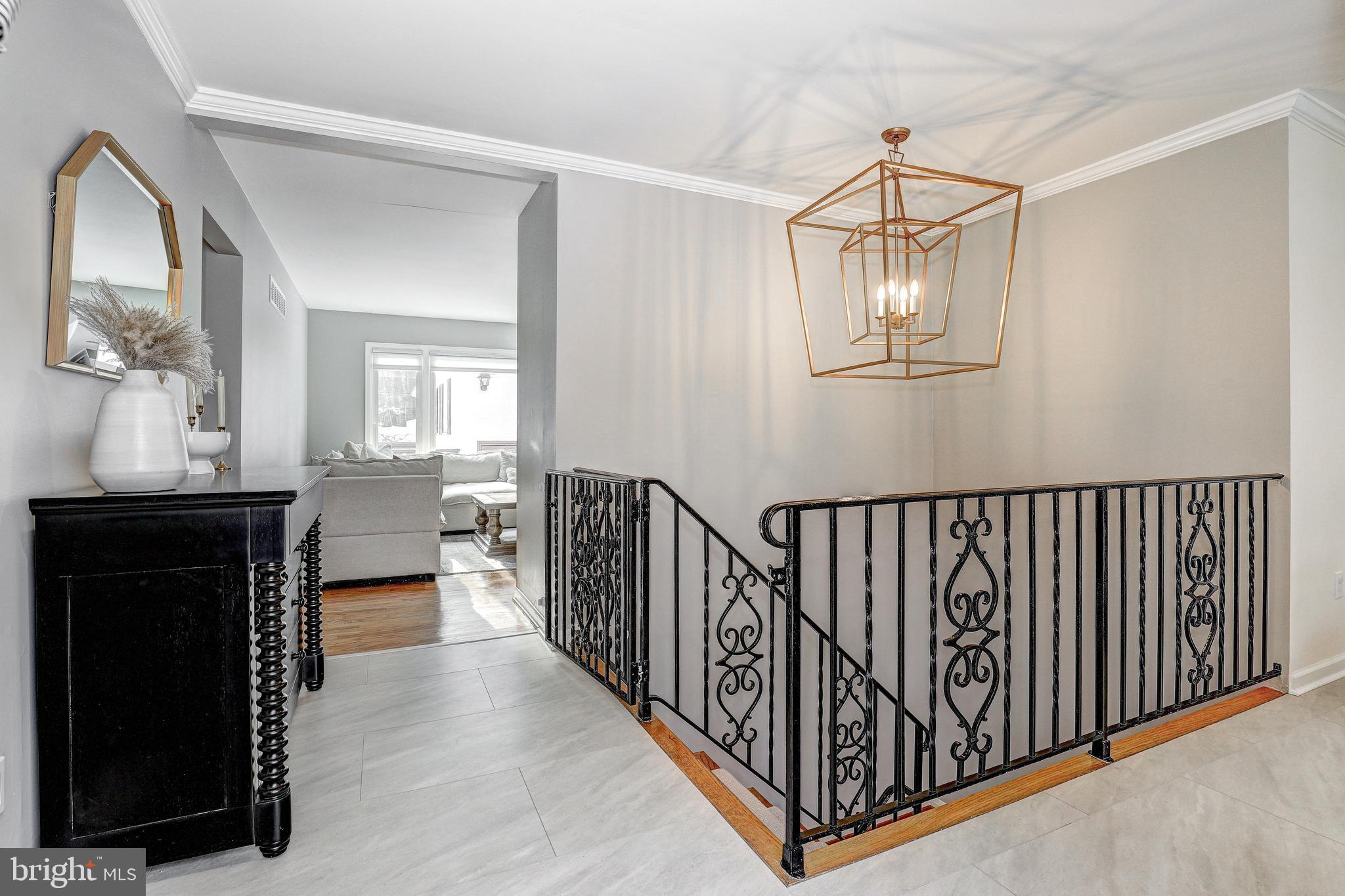 1021 TIMBER TRAIL ROAD