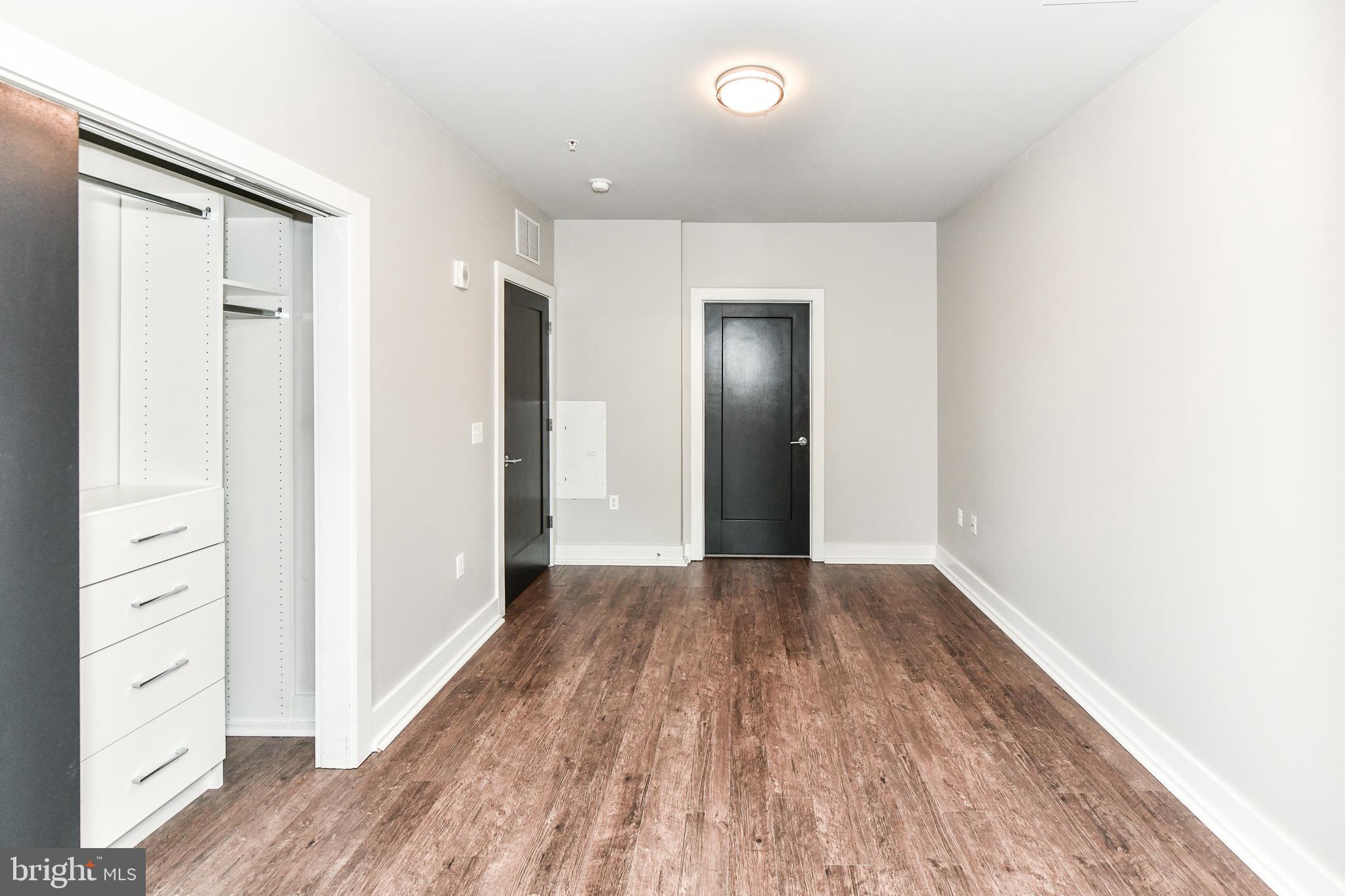 DEL RAY PLACE - Residential Lease