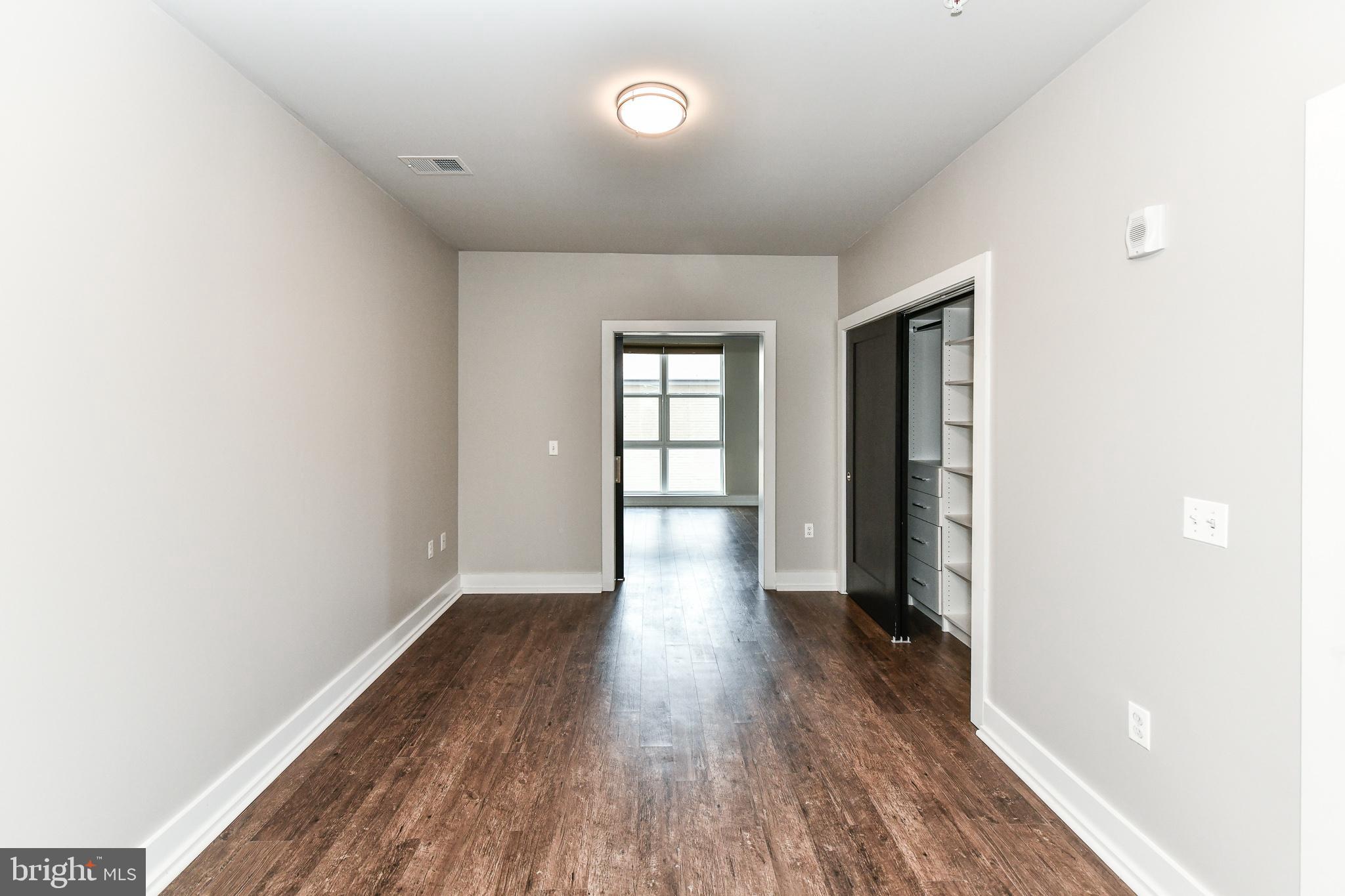 DEL RAY PLACE - Residential Lease