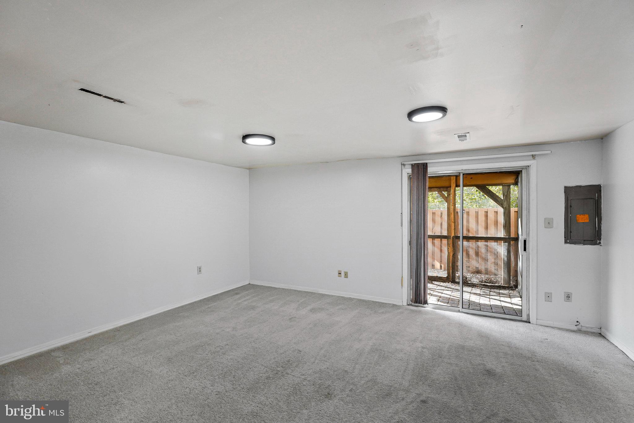 NEWGATE - Residential Lease