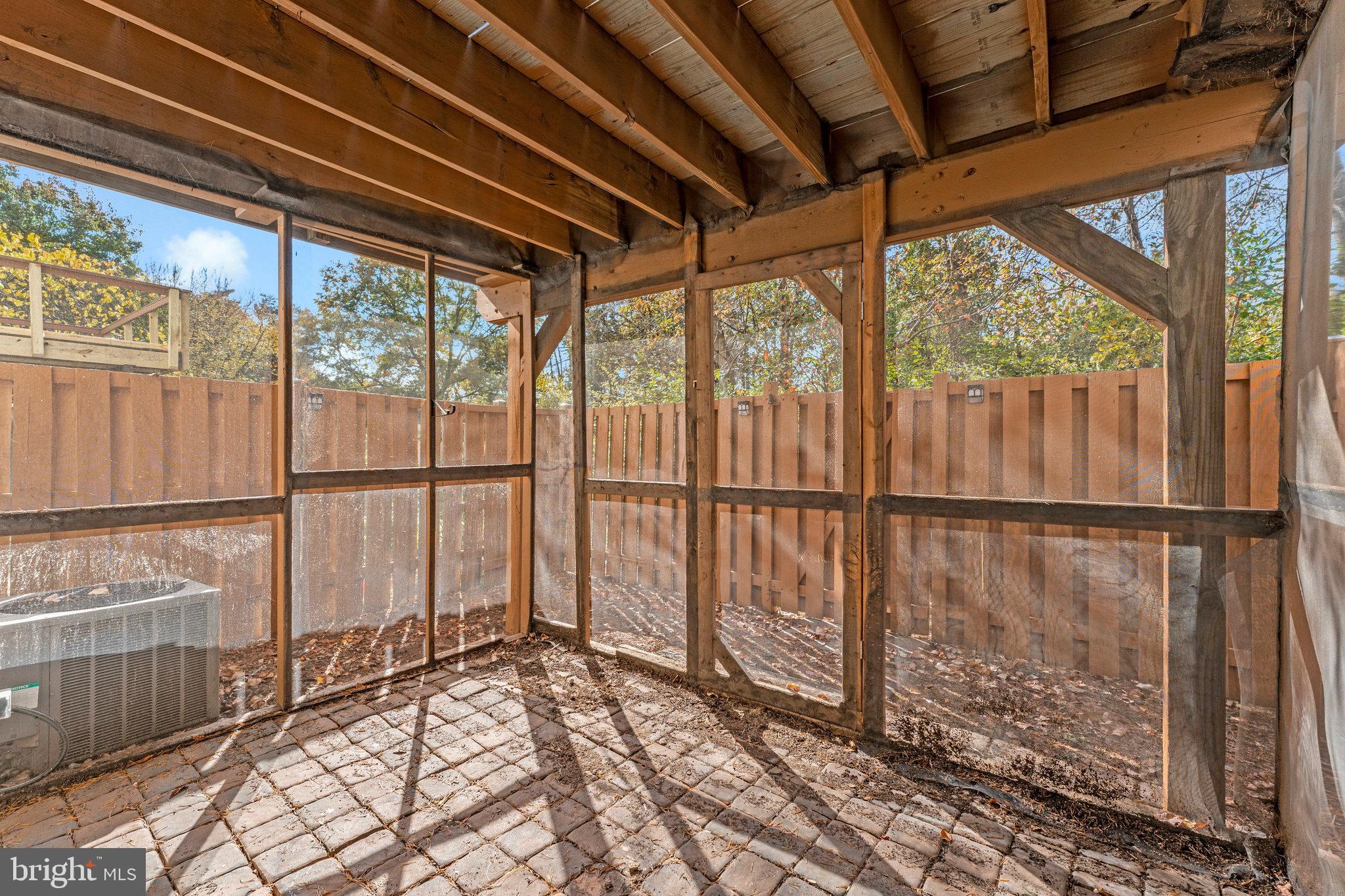 NEWGATE - Residential Lease