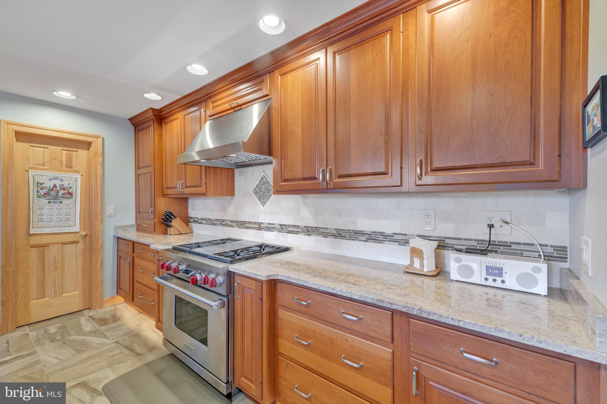 TRIADELPHIA WOODS - Residential