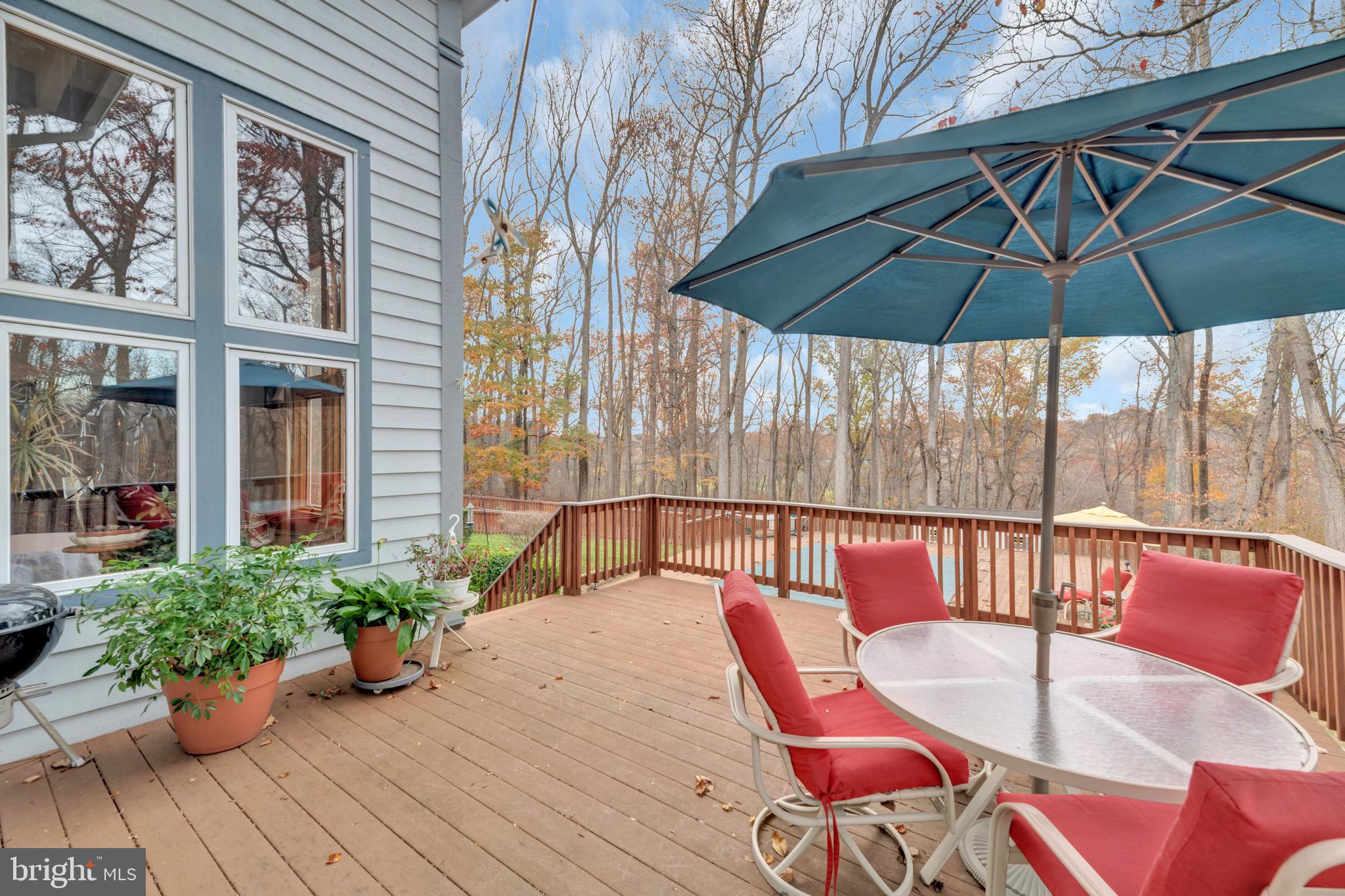 TRIADELPHIA WOODS - Residential