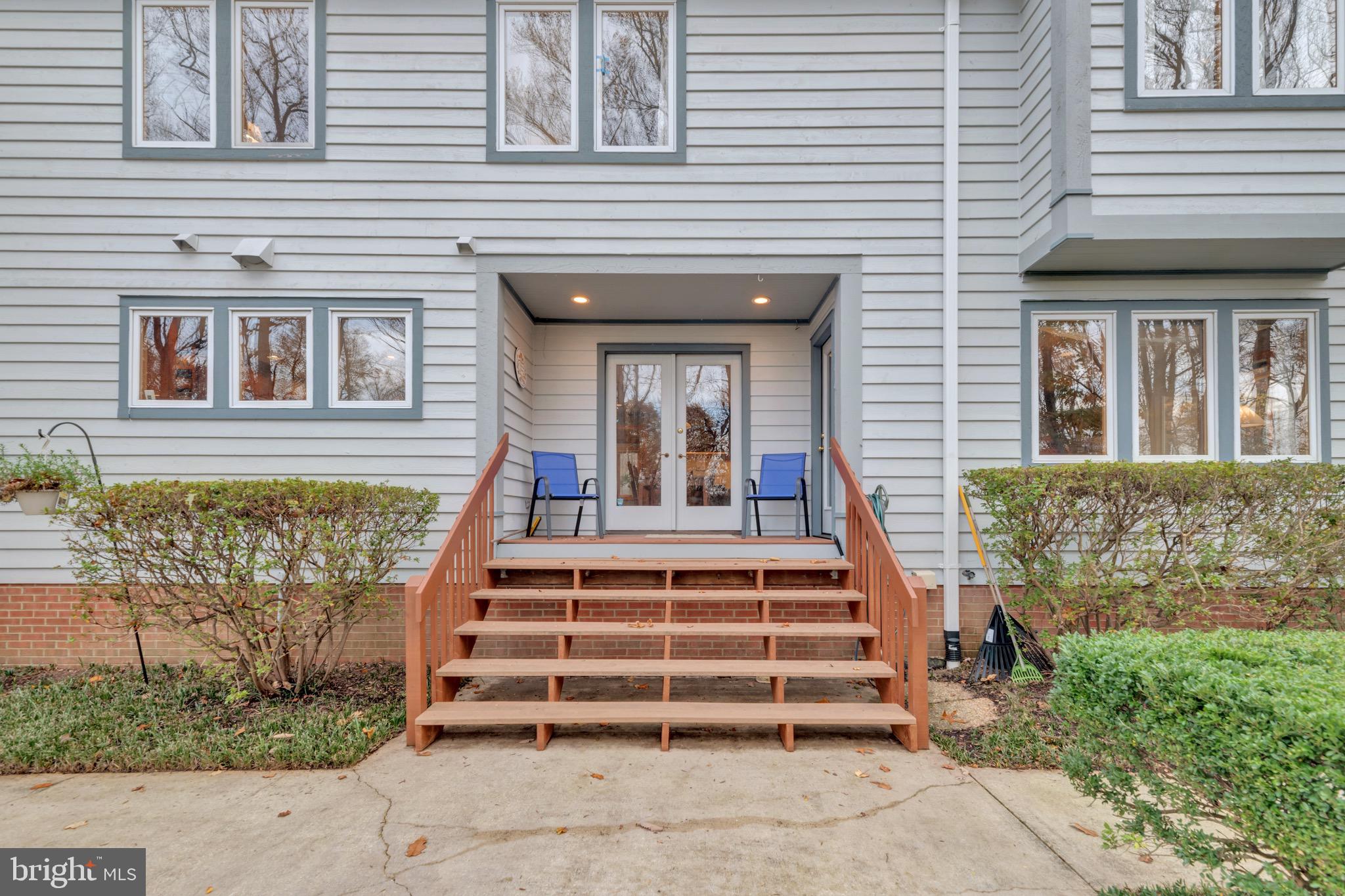 TRIADELPHIA WOODS - Residential