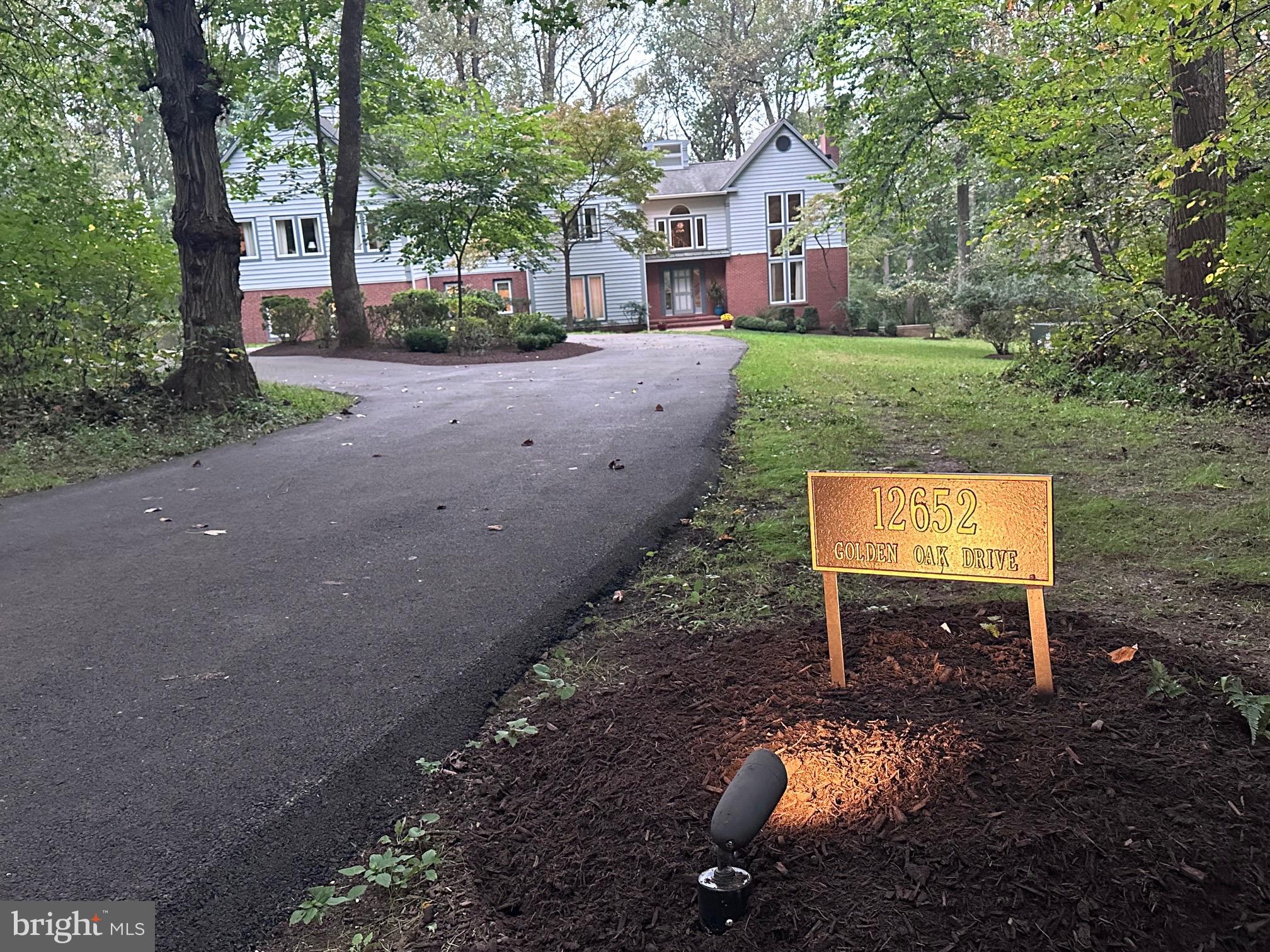 TRIADELPHIA WOODS - Residential