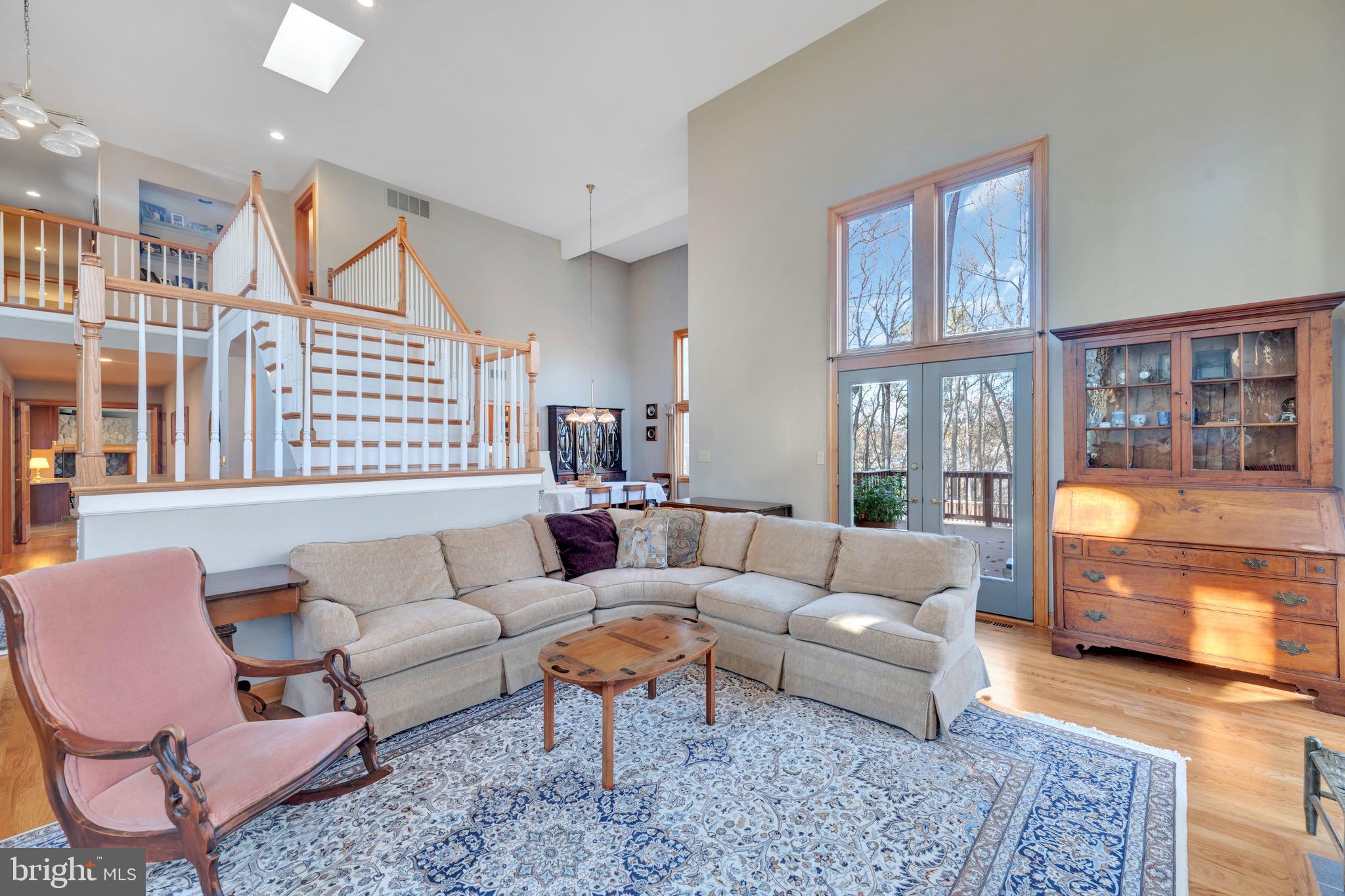 TRIADELPHIA WOODS - Residential