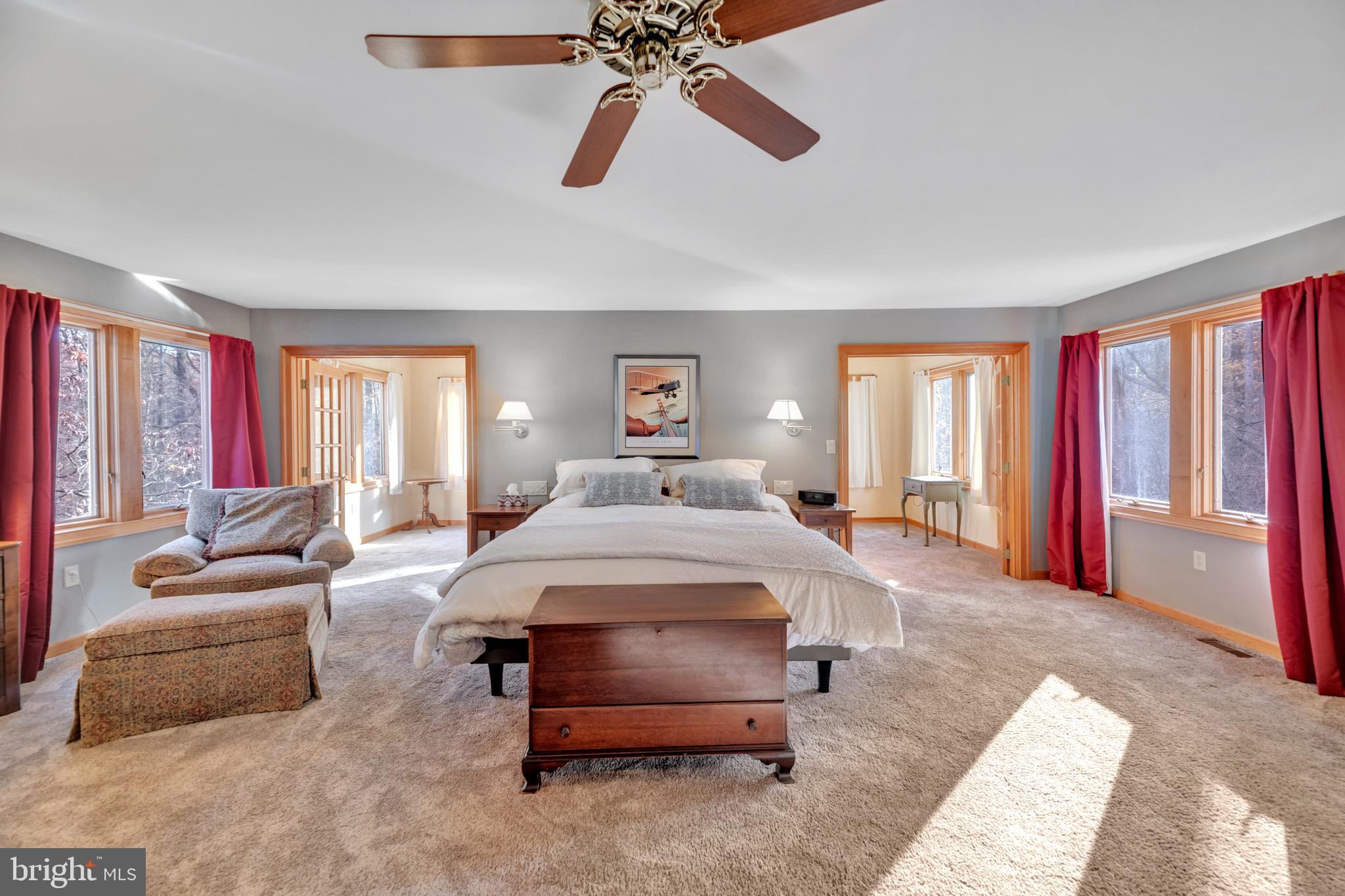 TRIADELPHIA WOODS - Residential