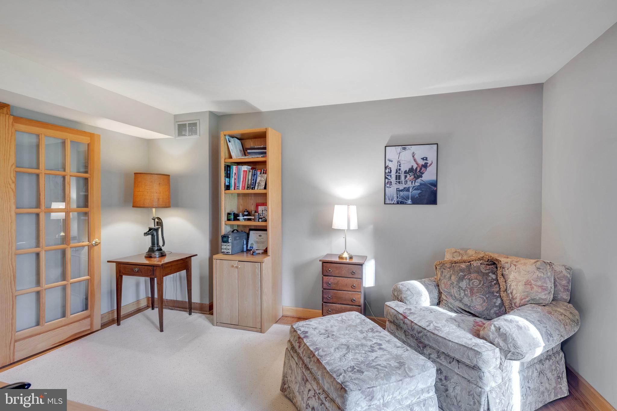 TRIADELPHIA WOODS - Residential