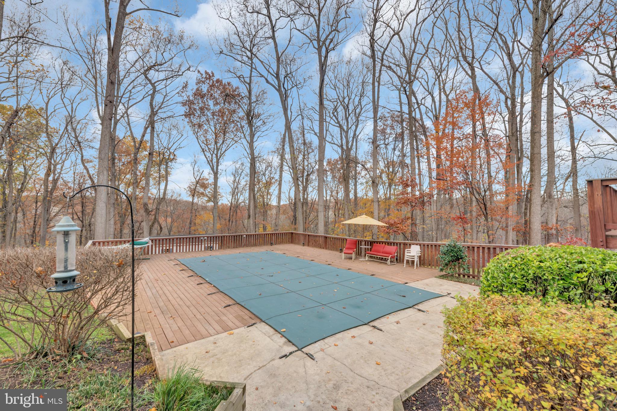 TRIADELPHIA WOODS - Residential