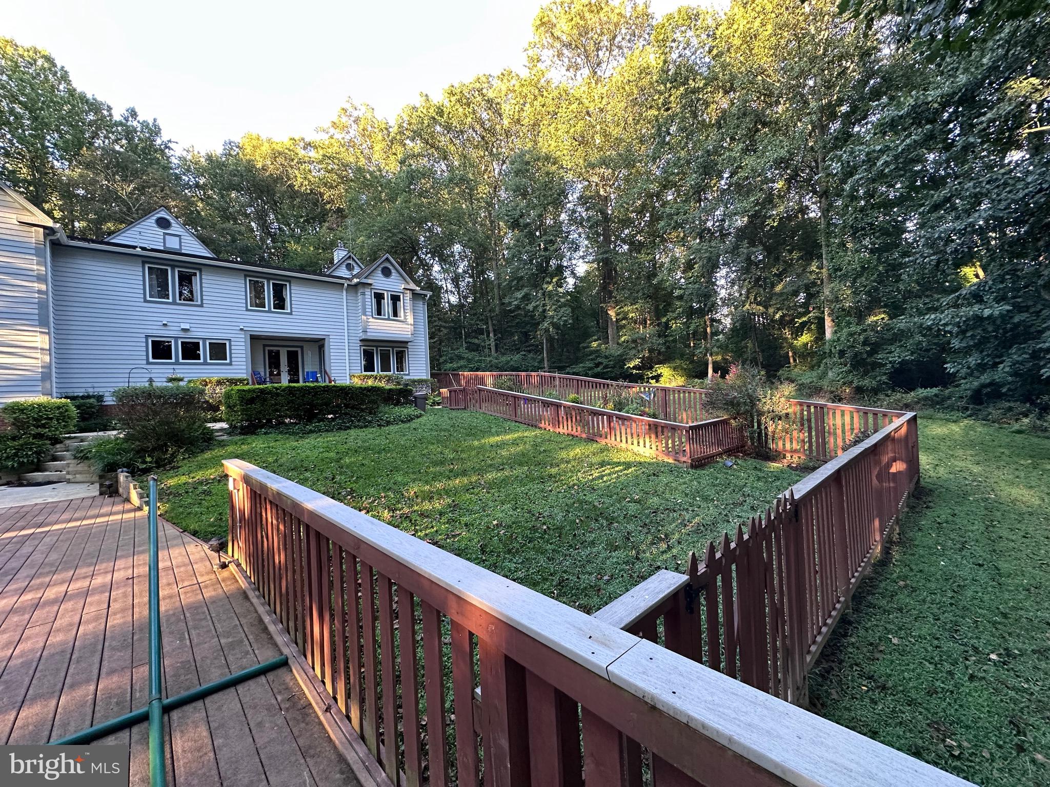 12652 GOLDEN OAK DRIVE