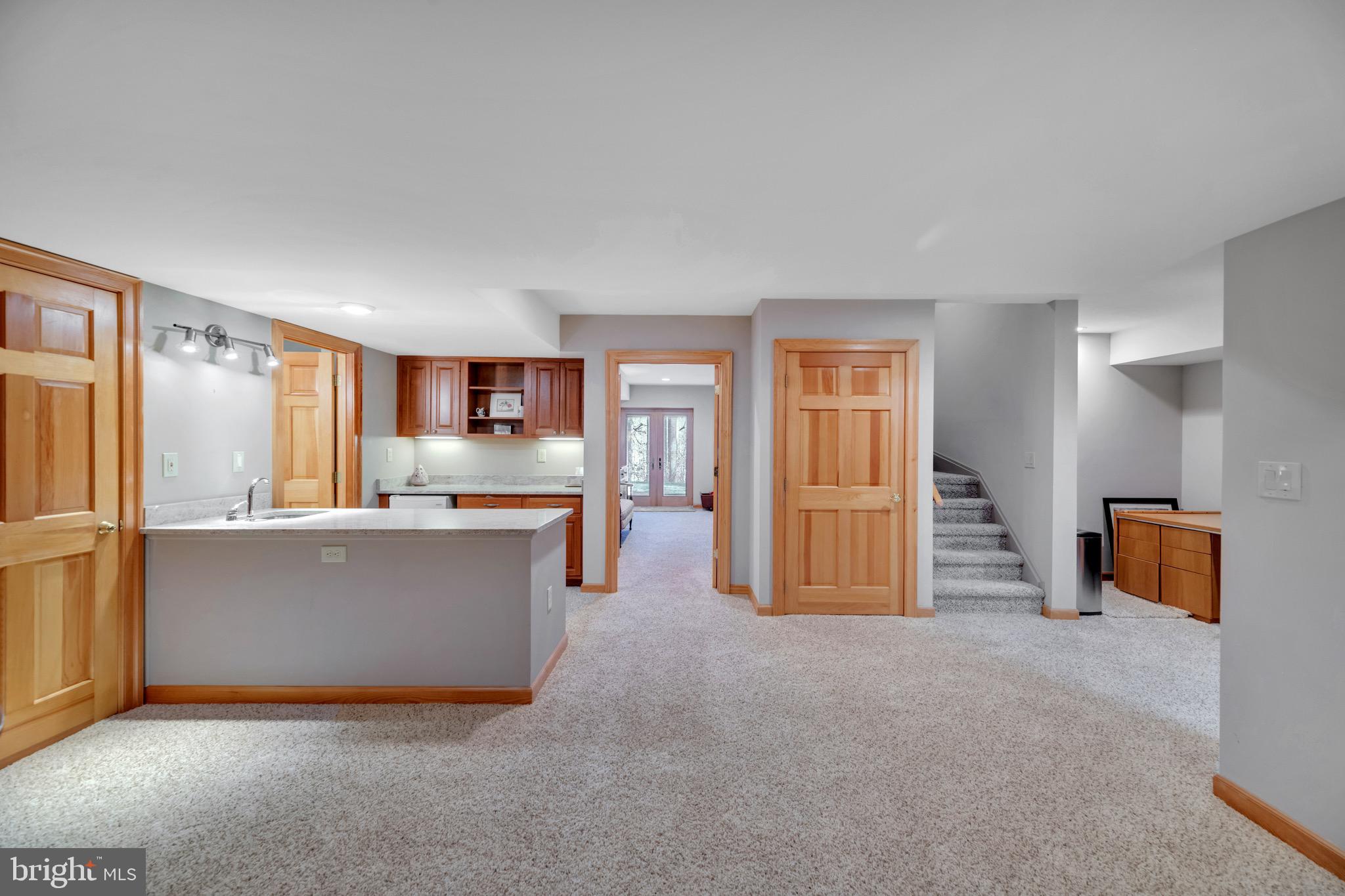 TRIADELPHIA WOODS - Residential