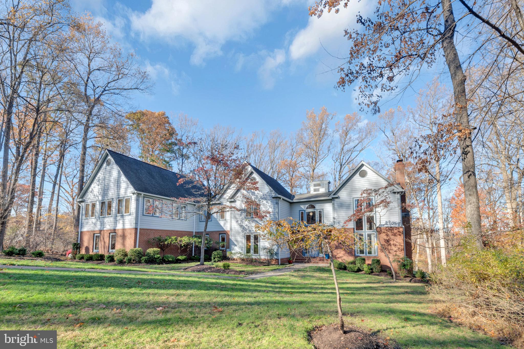 TRIADELPHIA WOODS - Residential