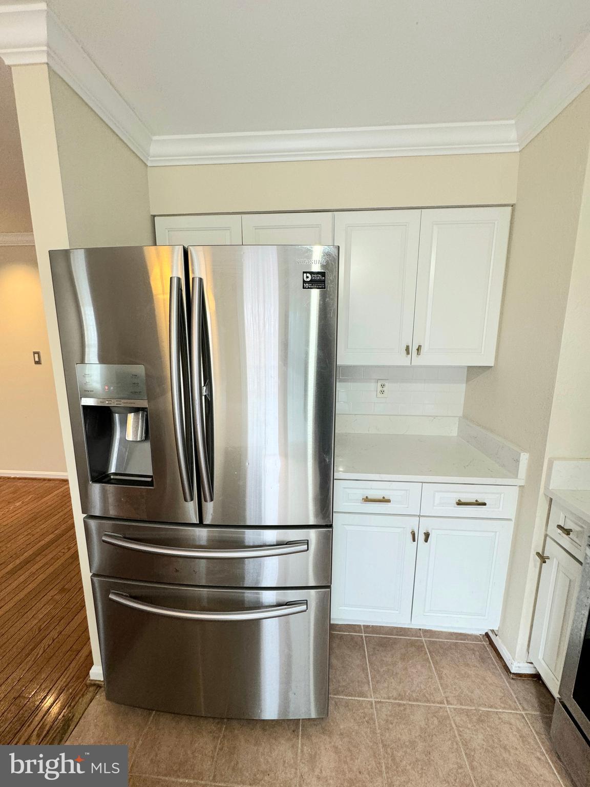 CALVERTON - Residential Lease