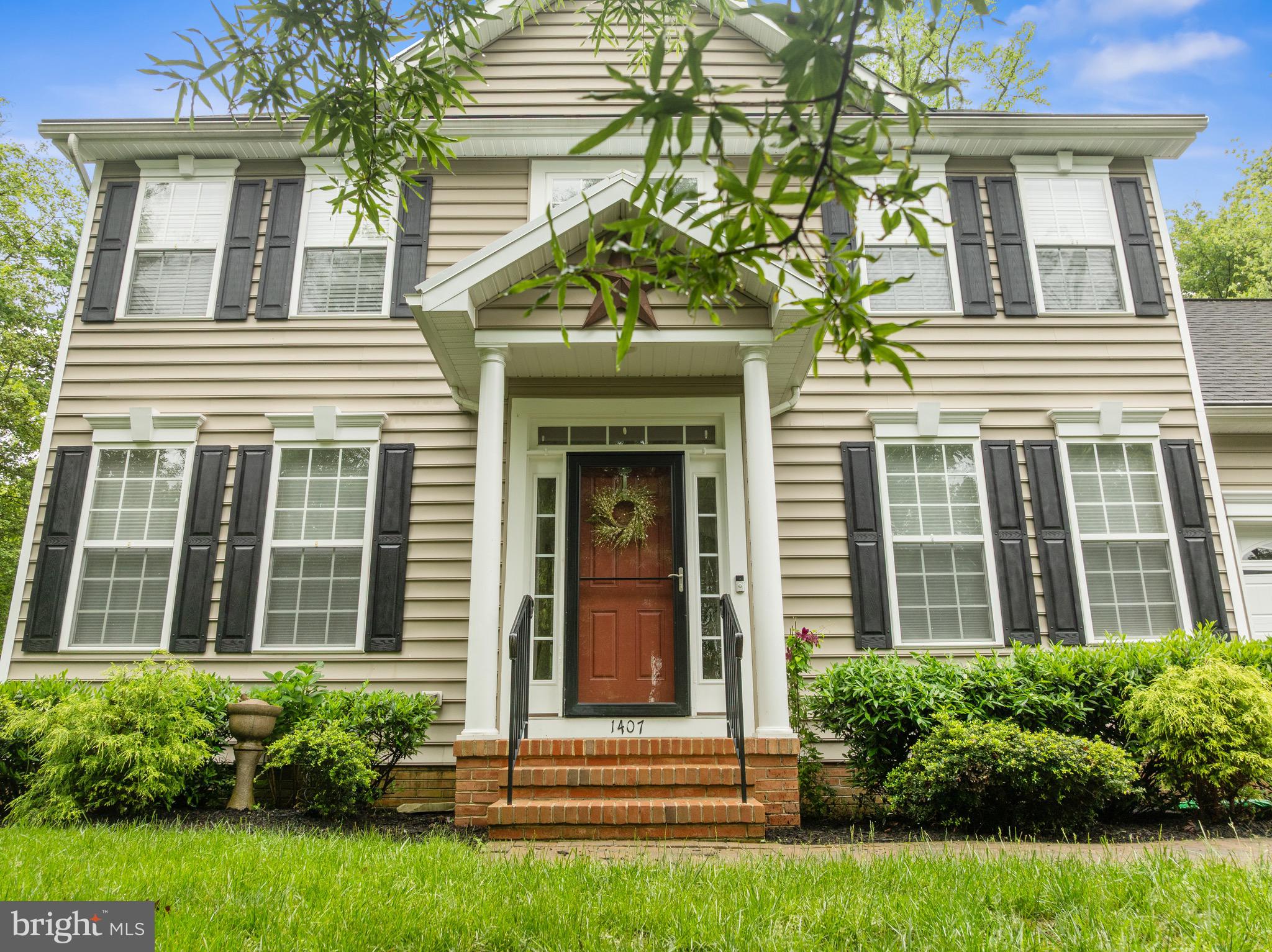 1407 JAMES WAY