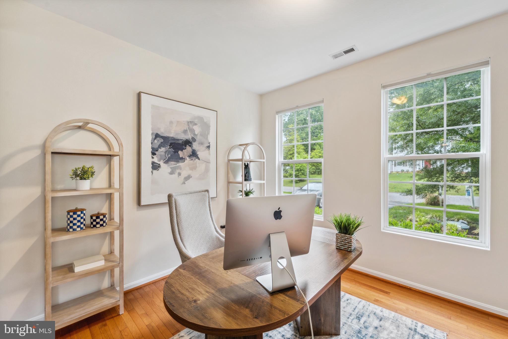 1407 JAMES WAY