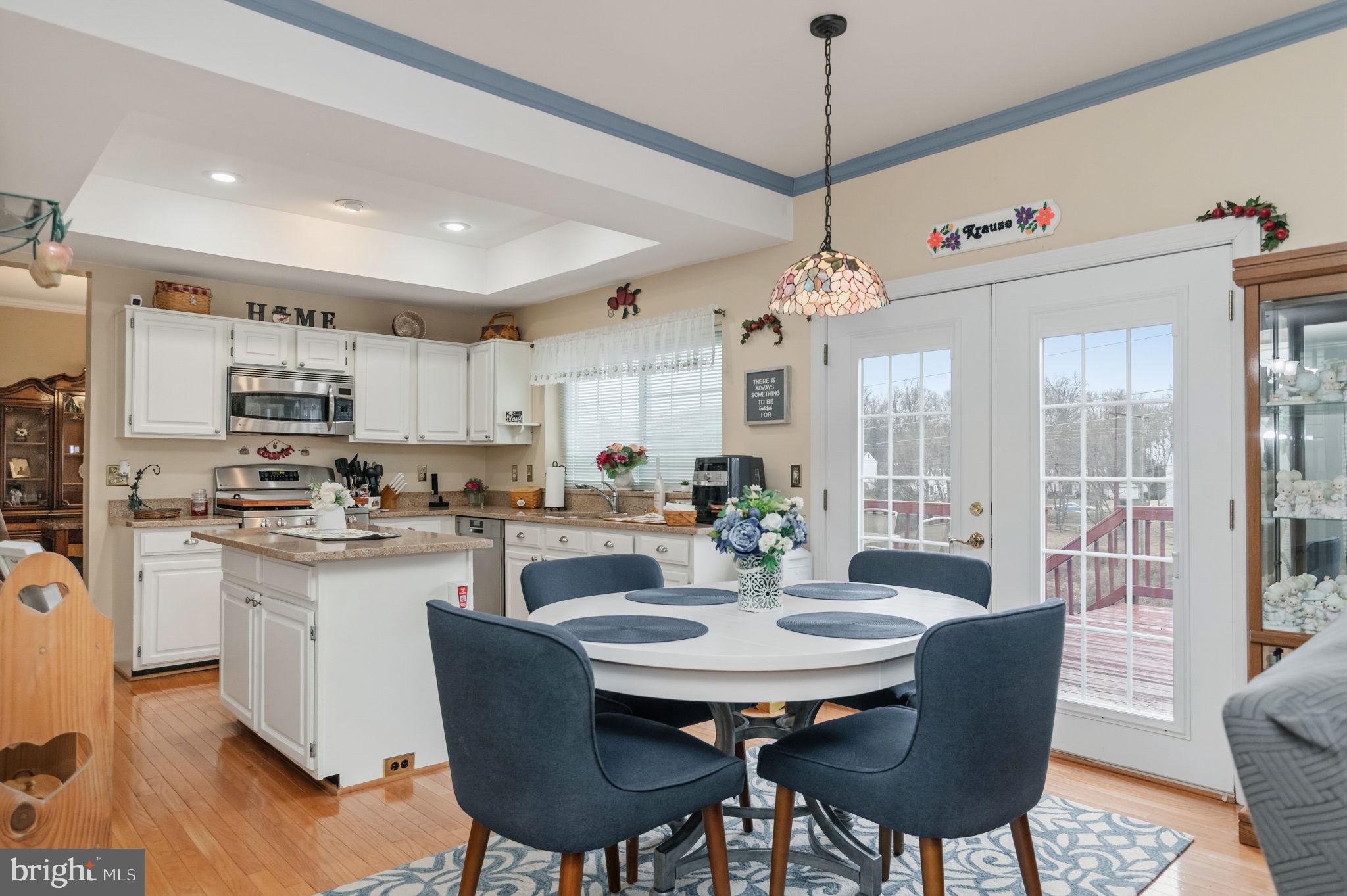 TWIN OAKS FARM - Residential