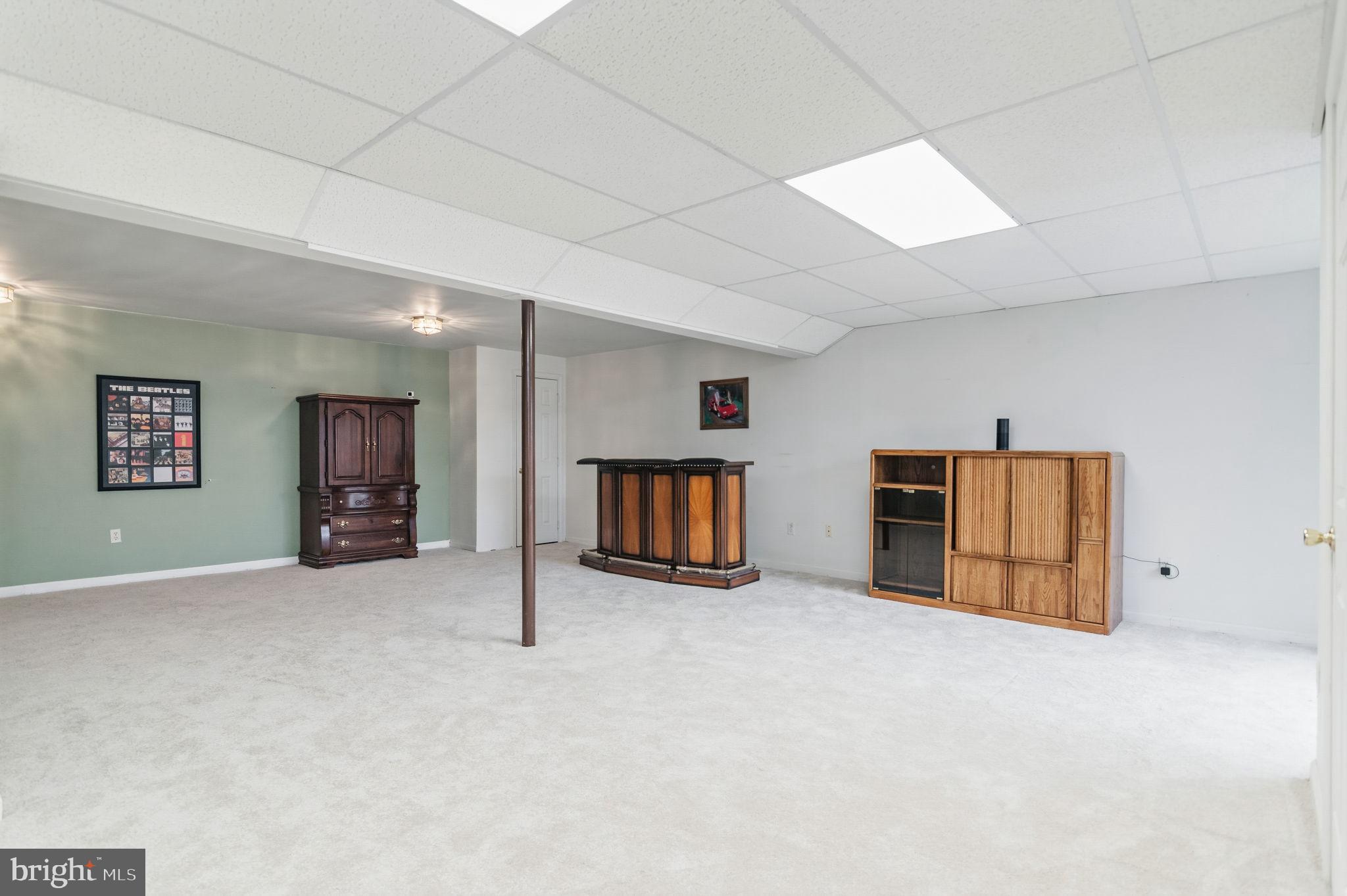 TWIN OAKS FARM - Residential