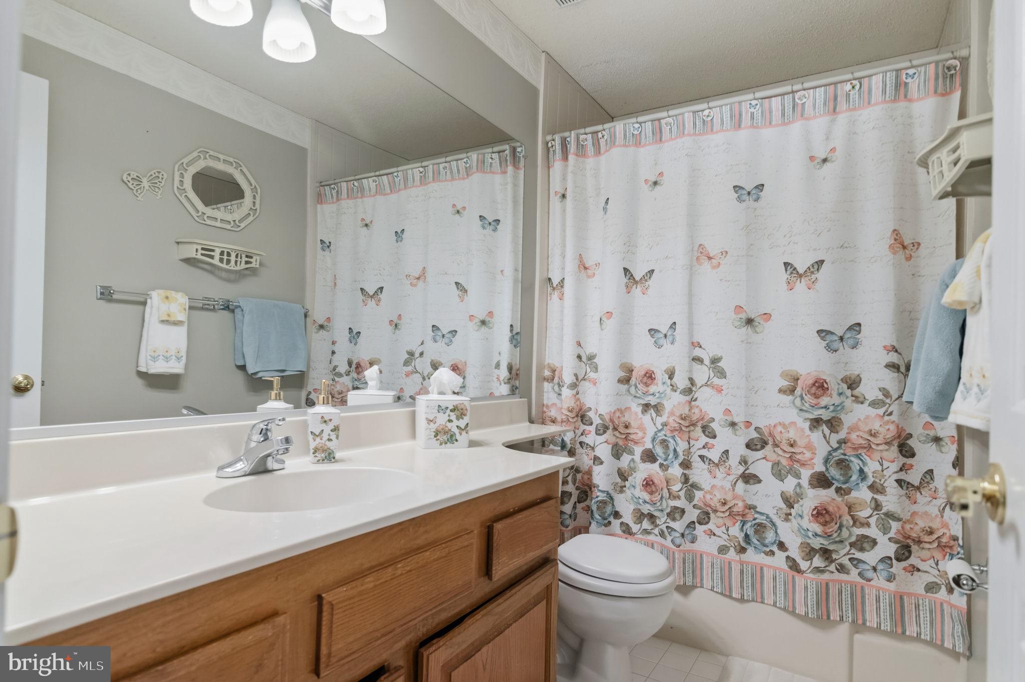 TWIN OAKS FARM - Residential