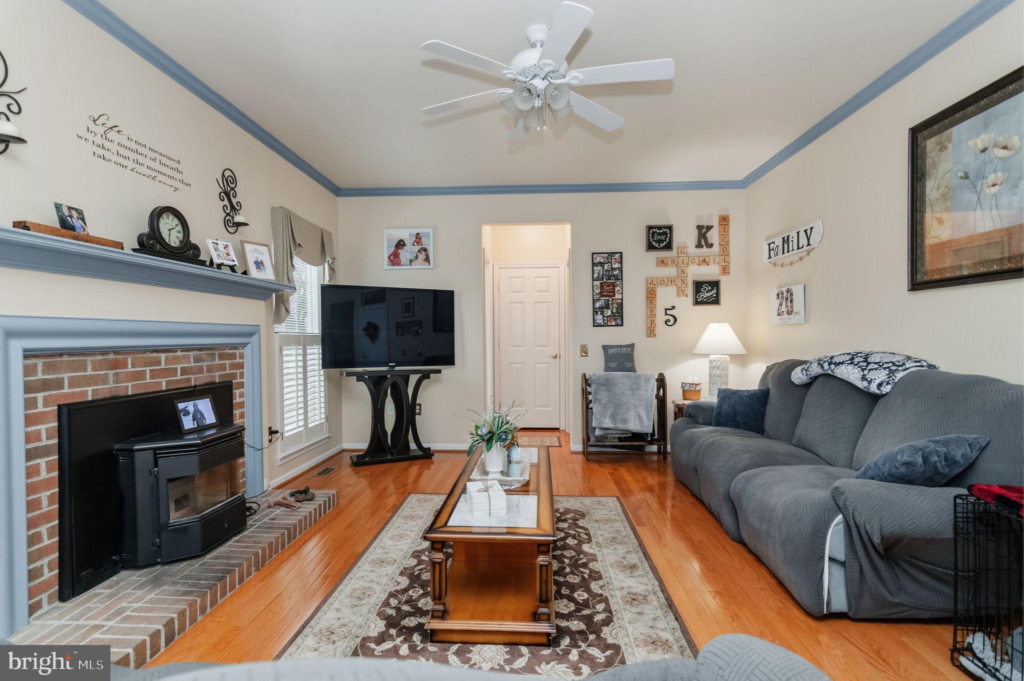 TWIN OAKS FARM - Residential