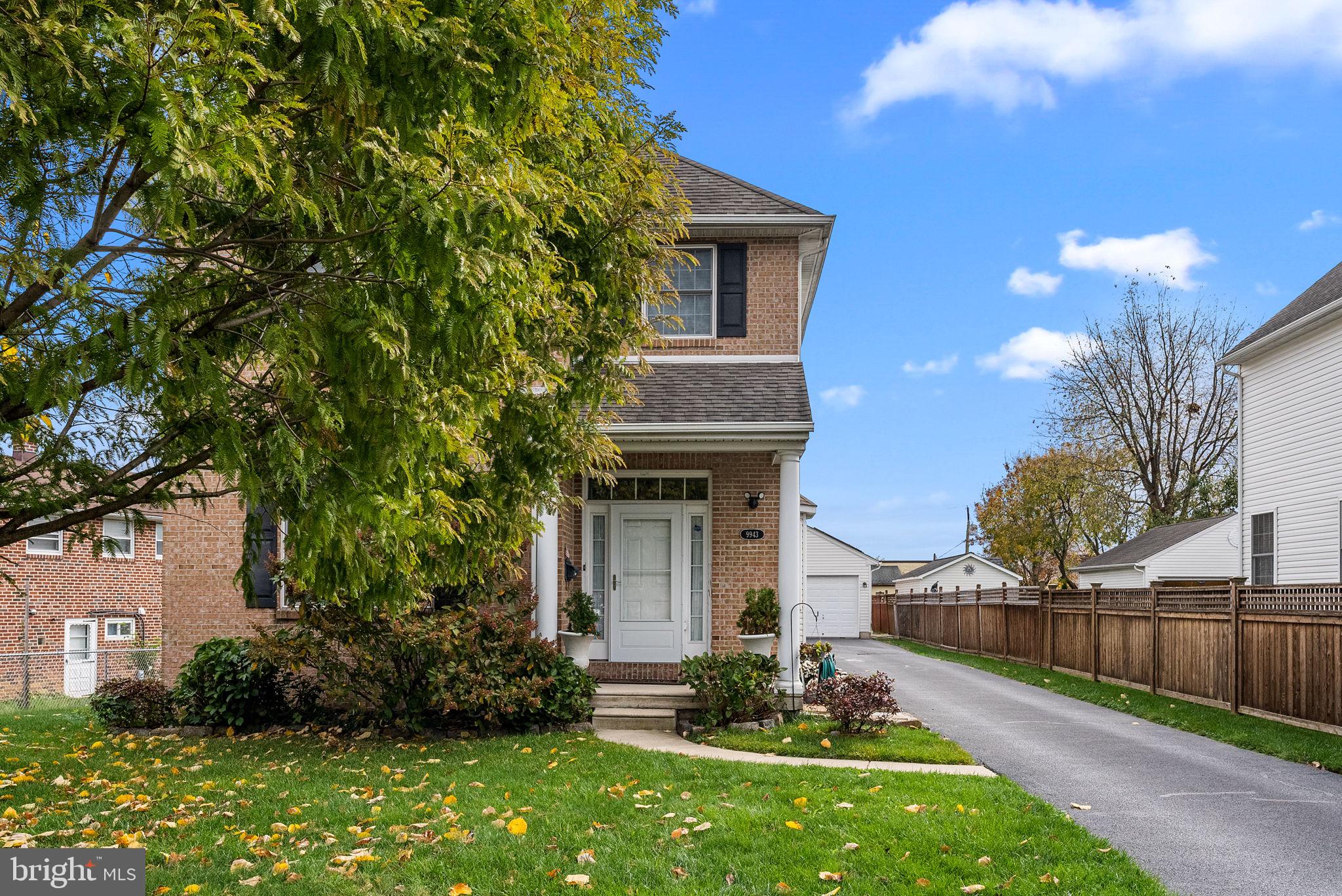 BUSTLETON - Residential