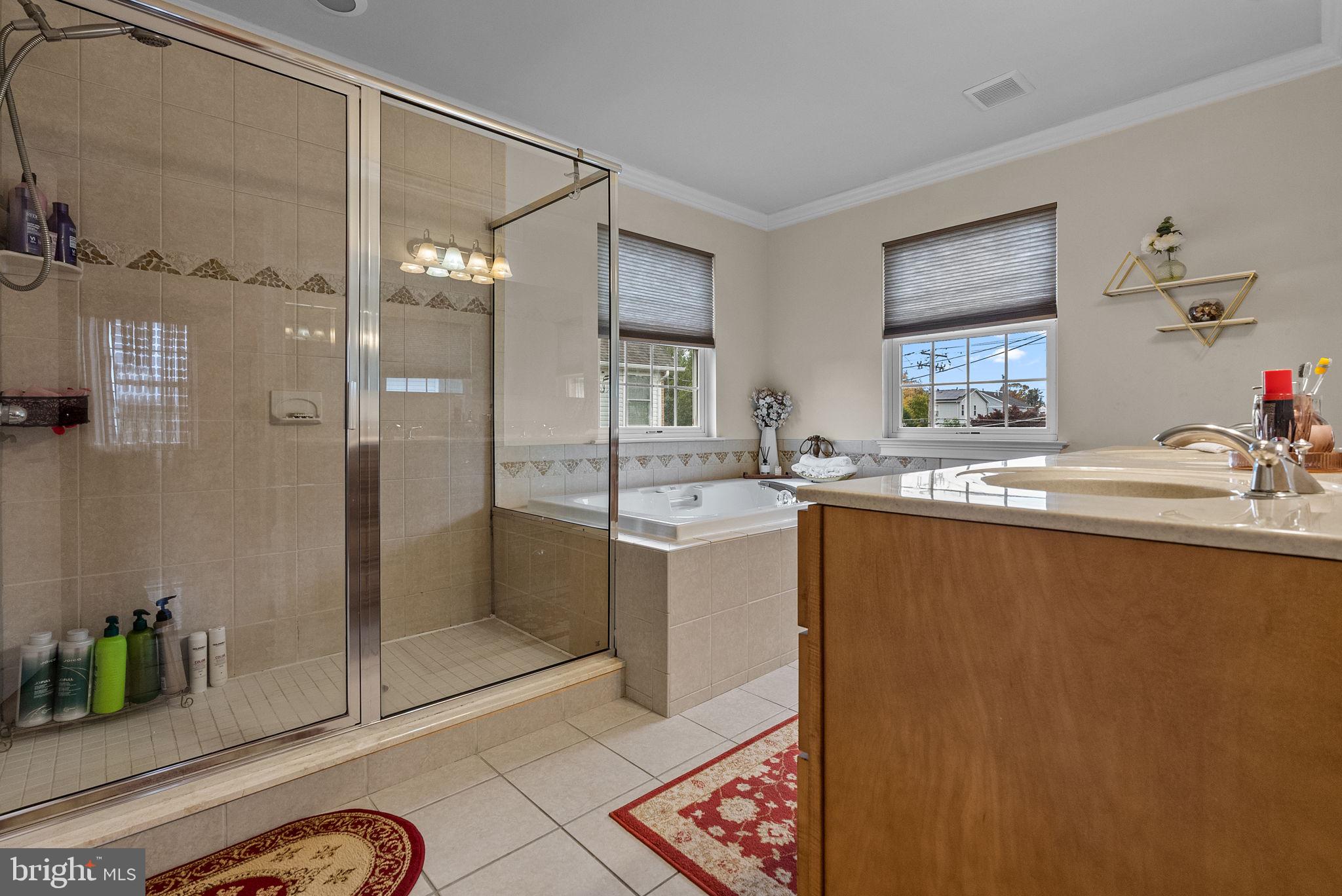 BUSTLETON - Residential