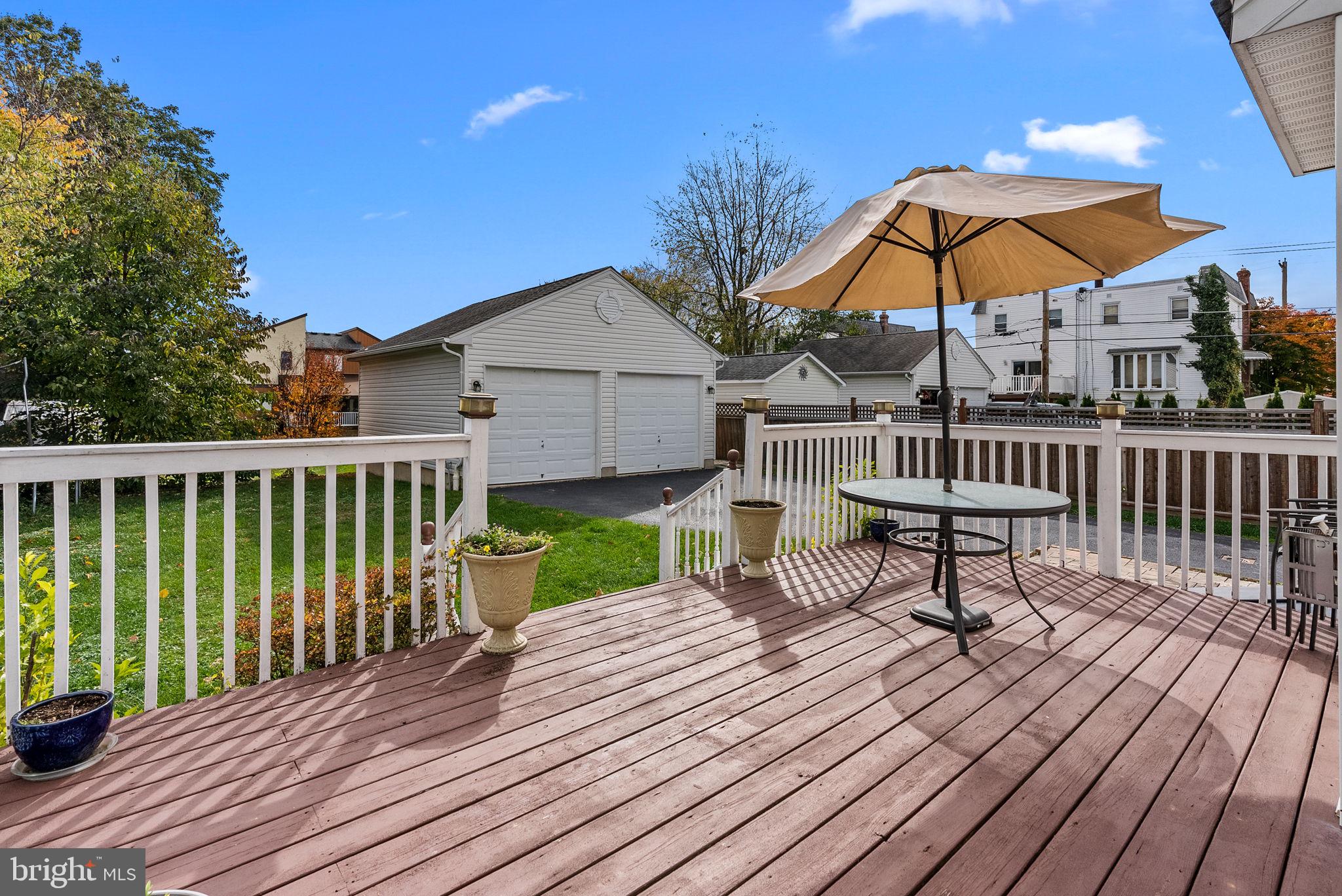 BUSTLETON - Residential