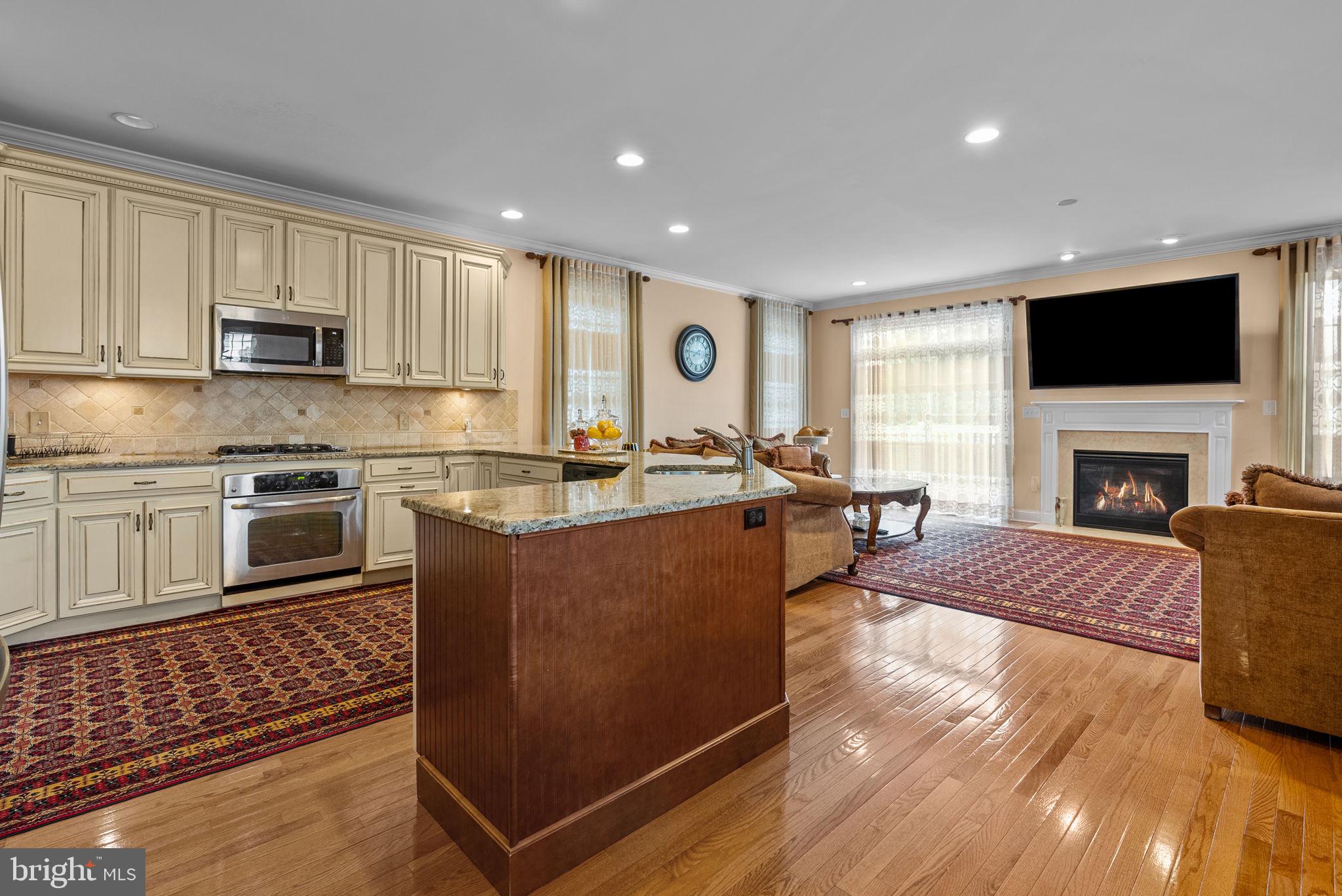 BUSTLETON - Residential