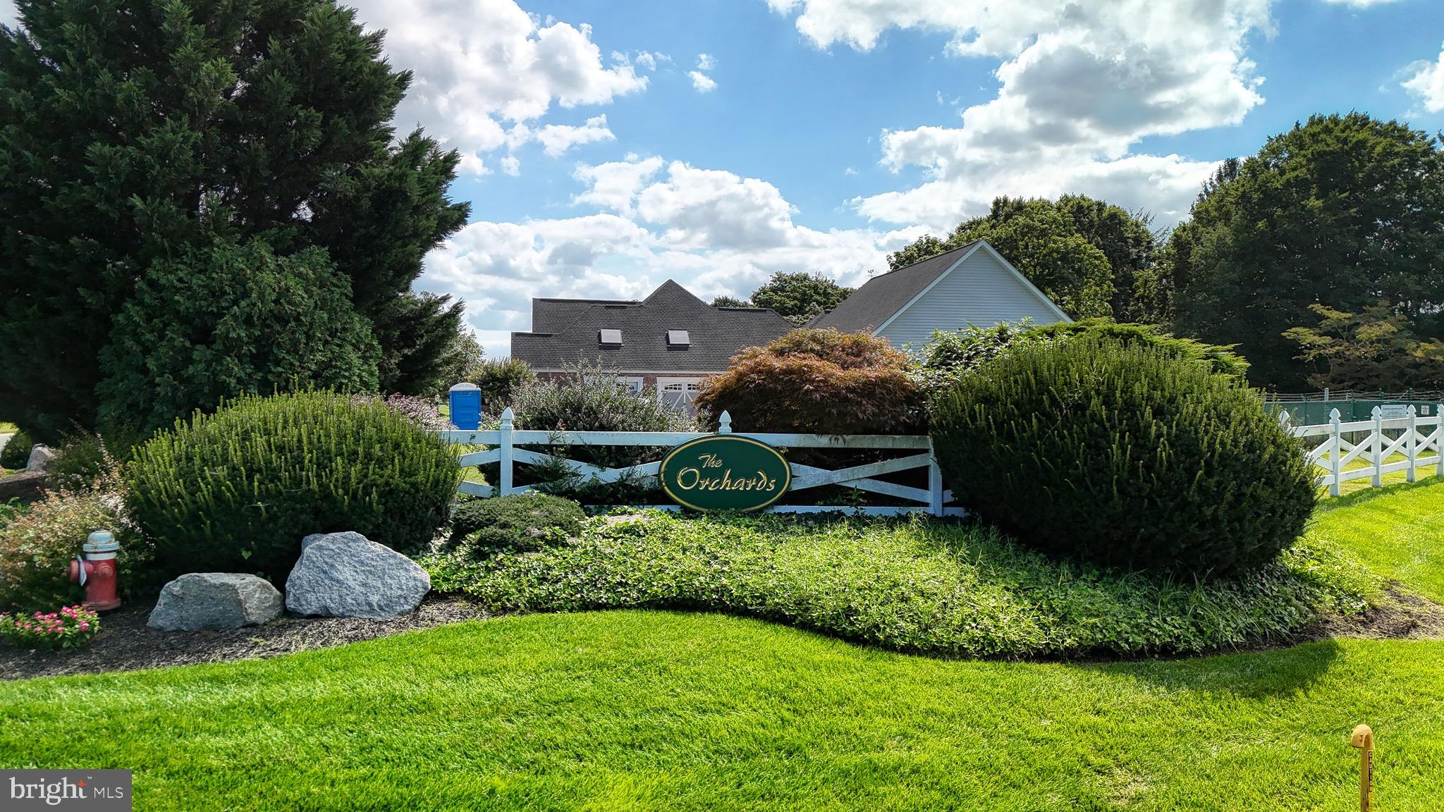 THE ORCHARDS - Residential