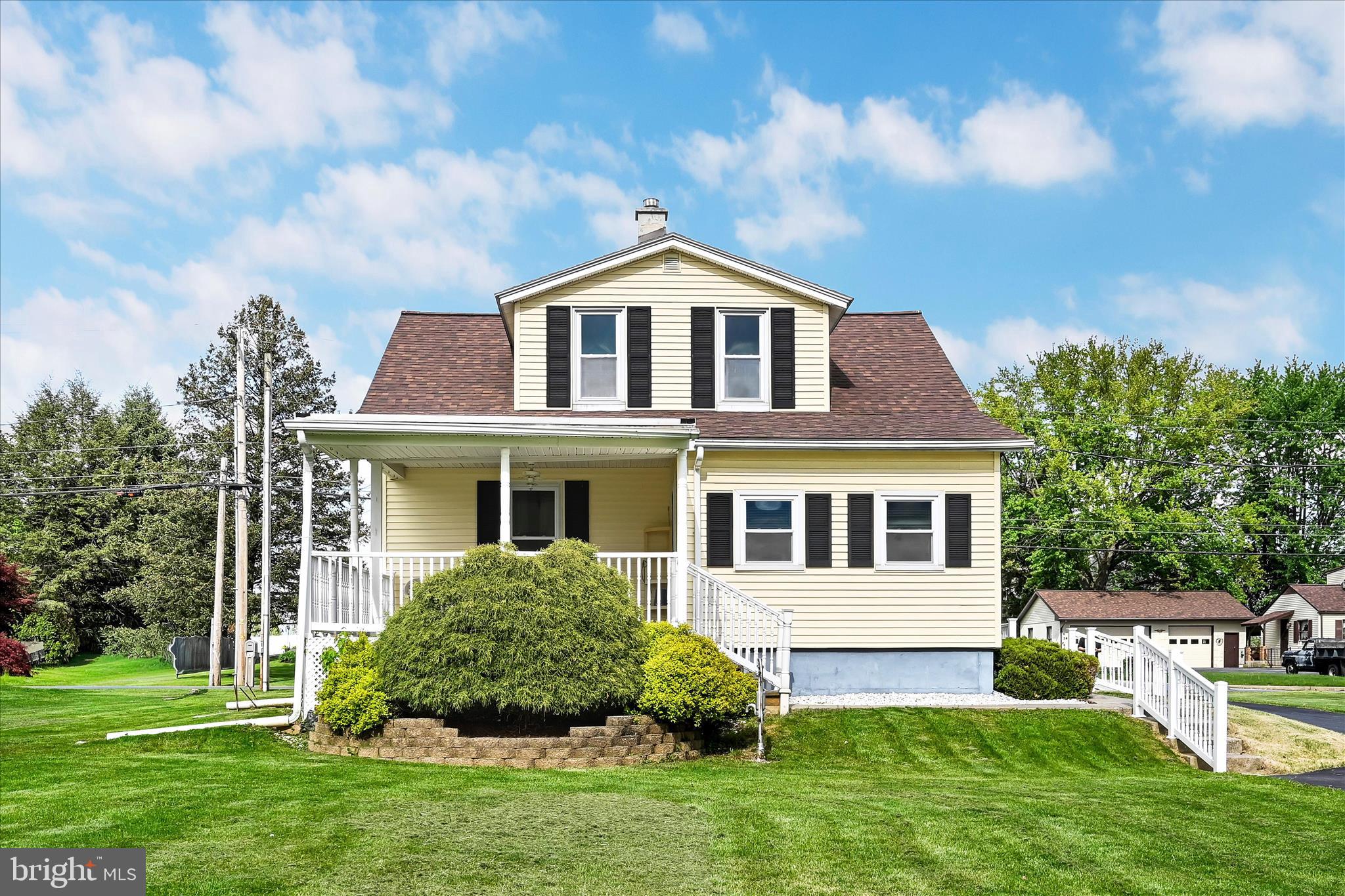265 NARROWS DRIVE