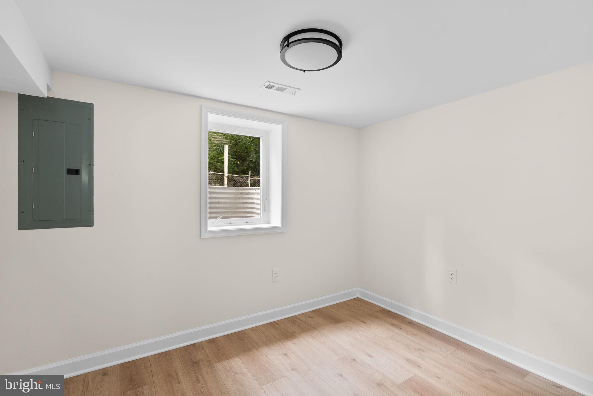 VEIRS MILL VILLAGE - Residential