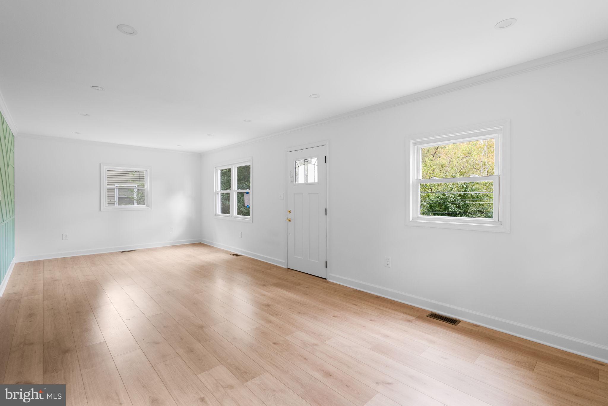 VEIRS MILL VILLAGE - Residential