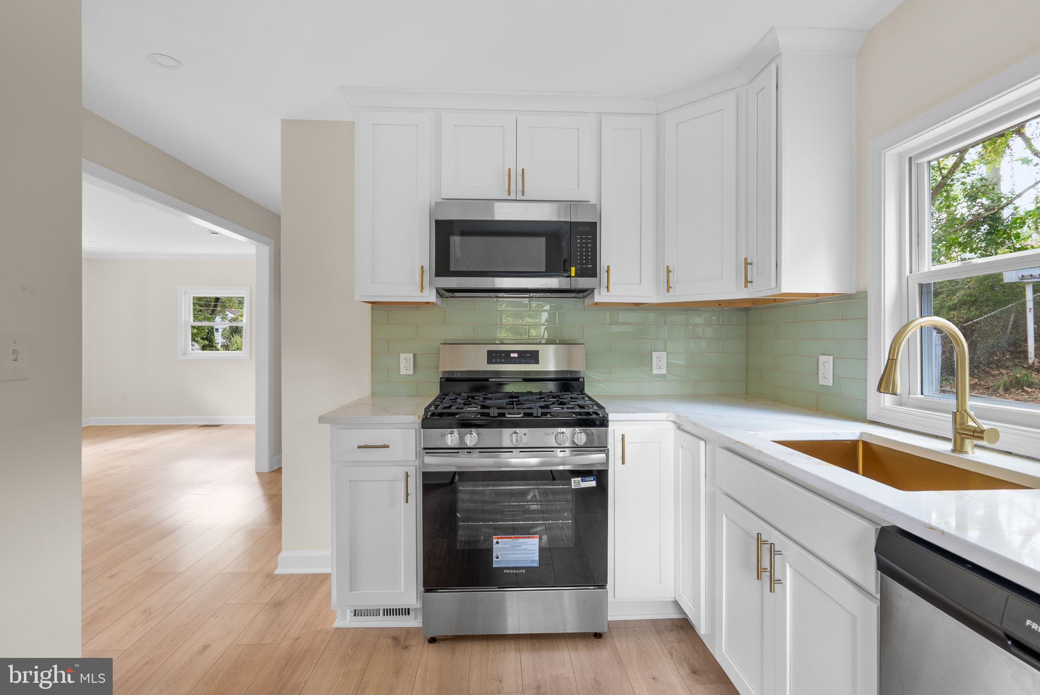 VEIRS MILL VILLAGE - Residential