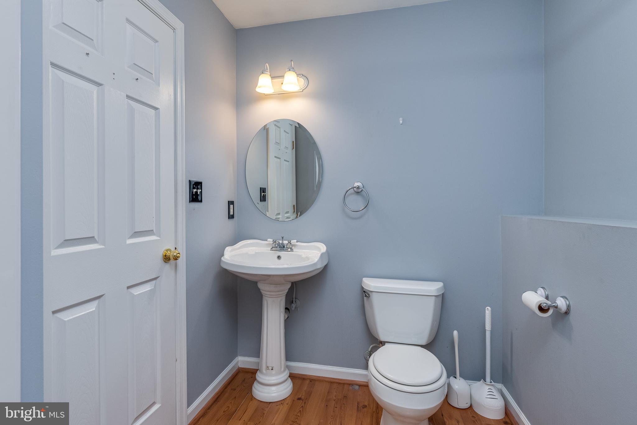 BRIAR RUN - Residential Lease