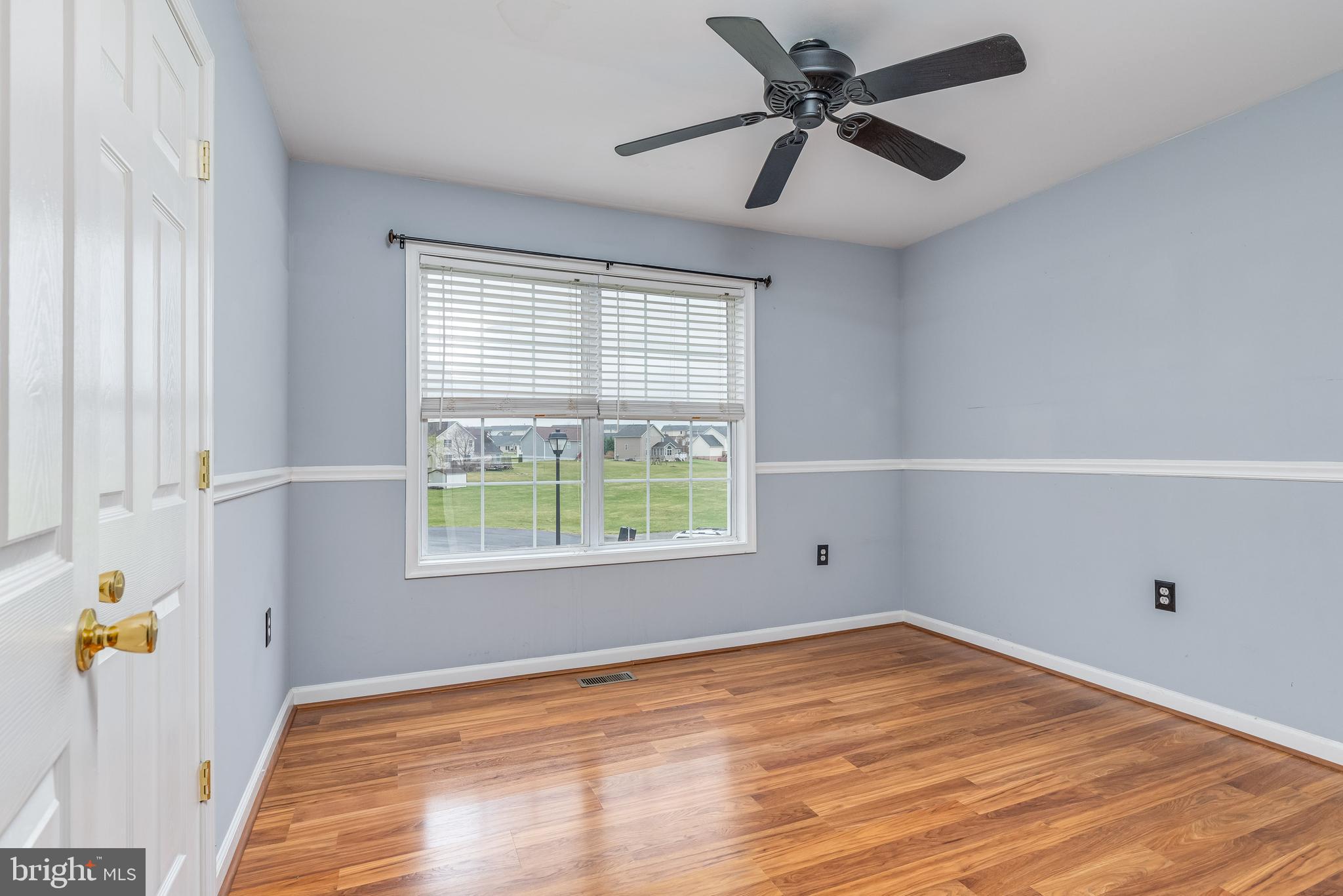 BRIAR RUN - Residential Lease