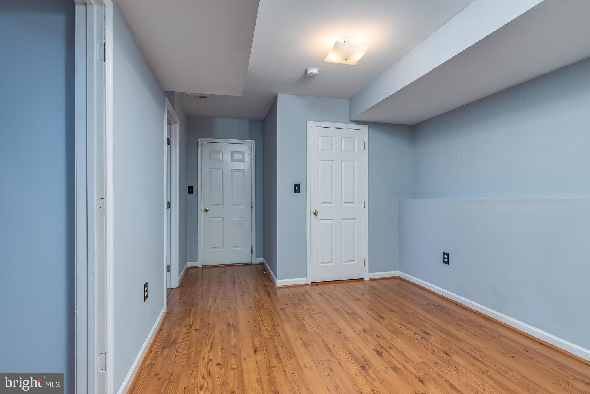 BRIAR RUN - Residential Lease