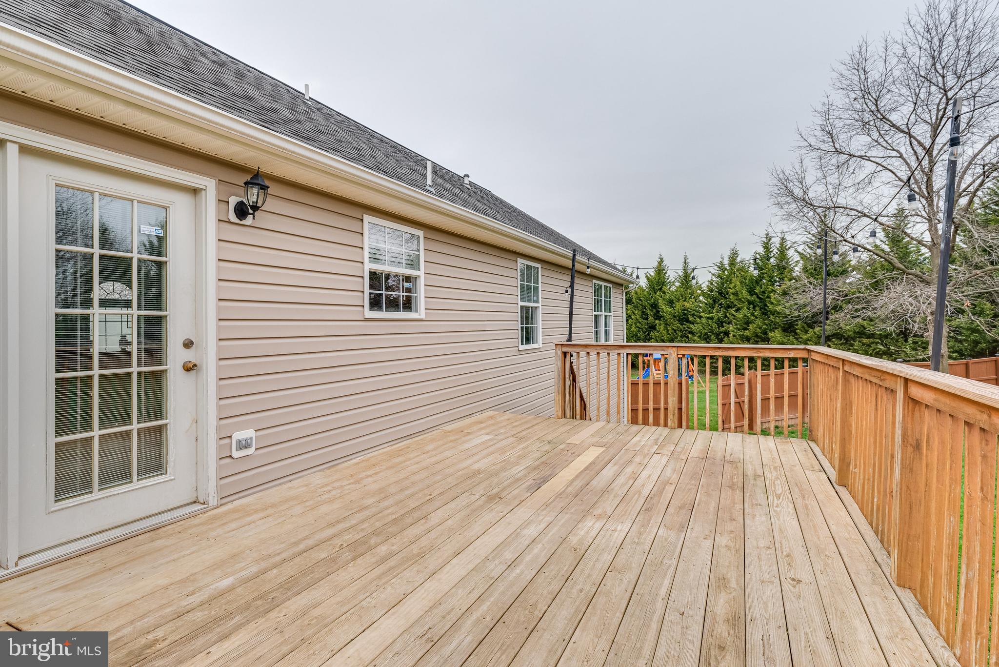 BRIAR RUN - Residential Lease