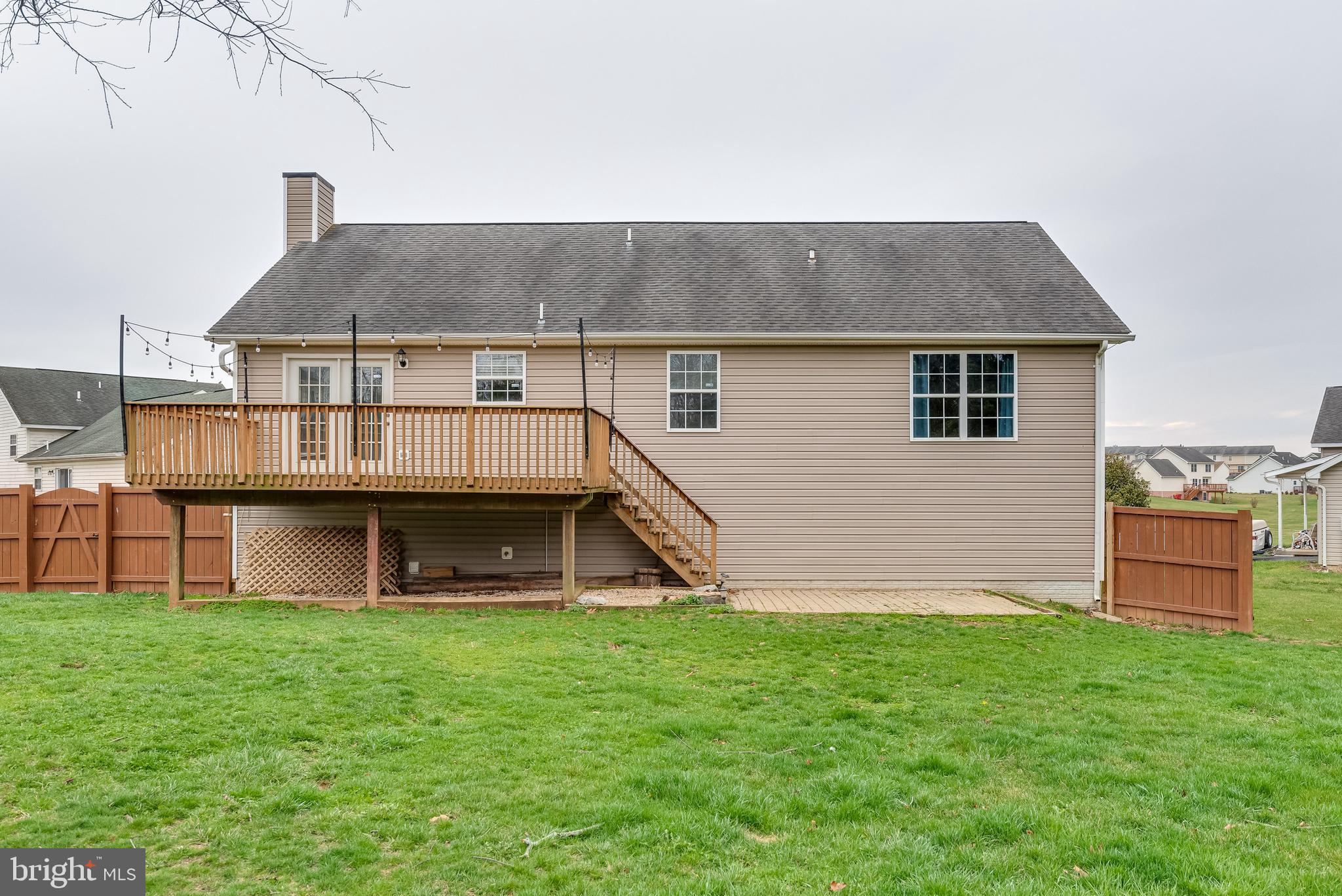 BRIAR RUN - Residential Lease