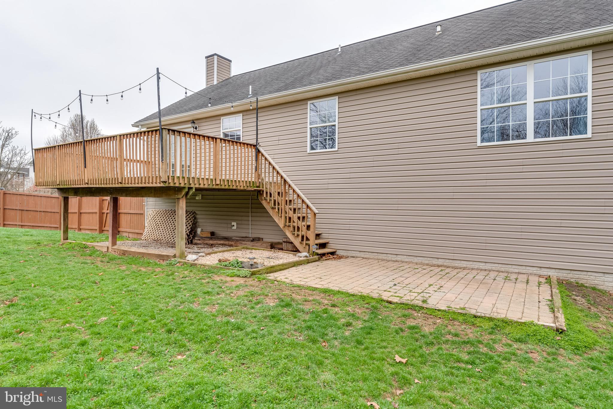 BRIAR RUN - Residential Lease