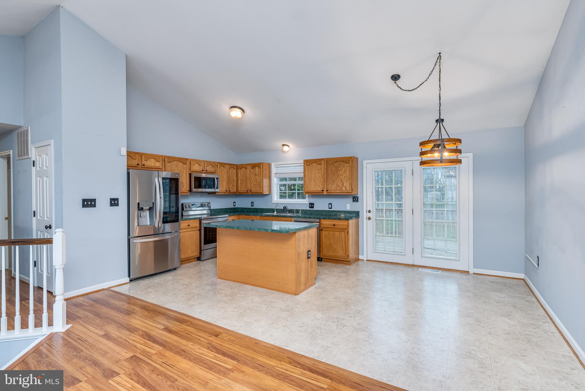 BRIAR RUN - Residential Lease