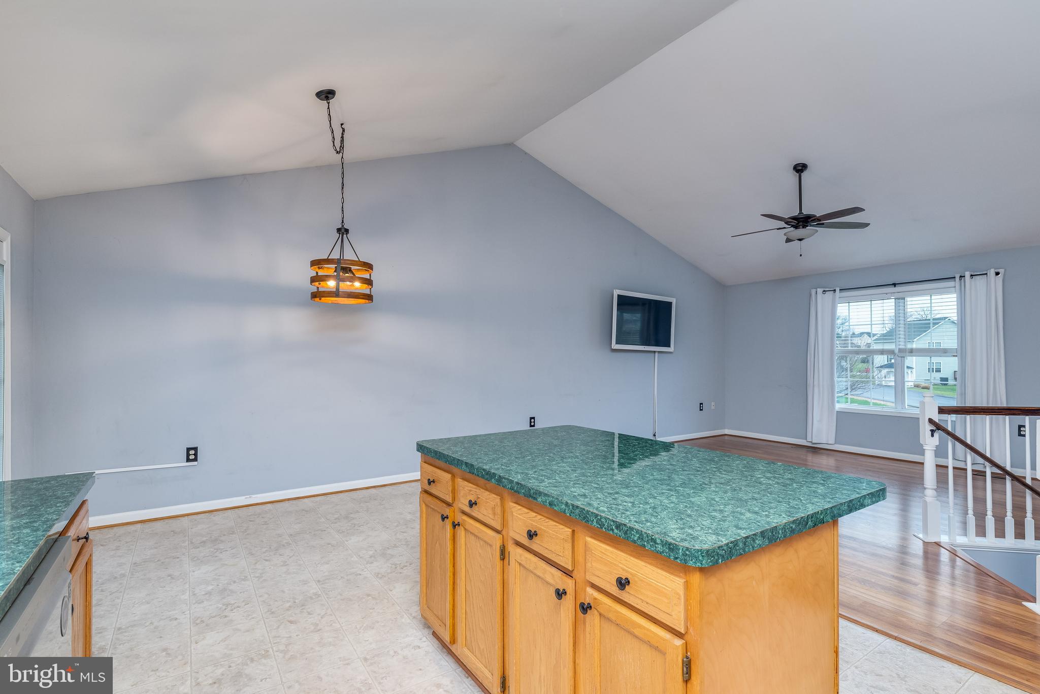 BRIAR RUN - Residential Lease