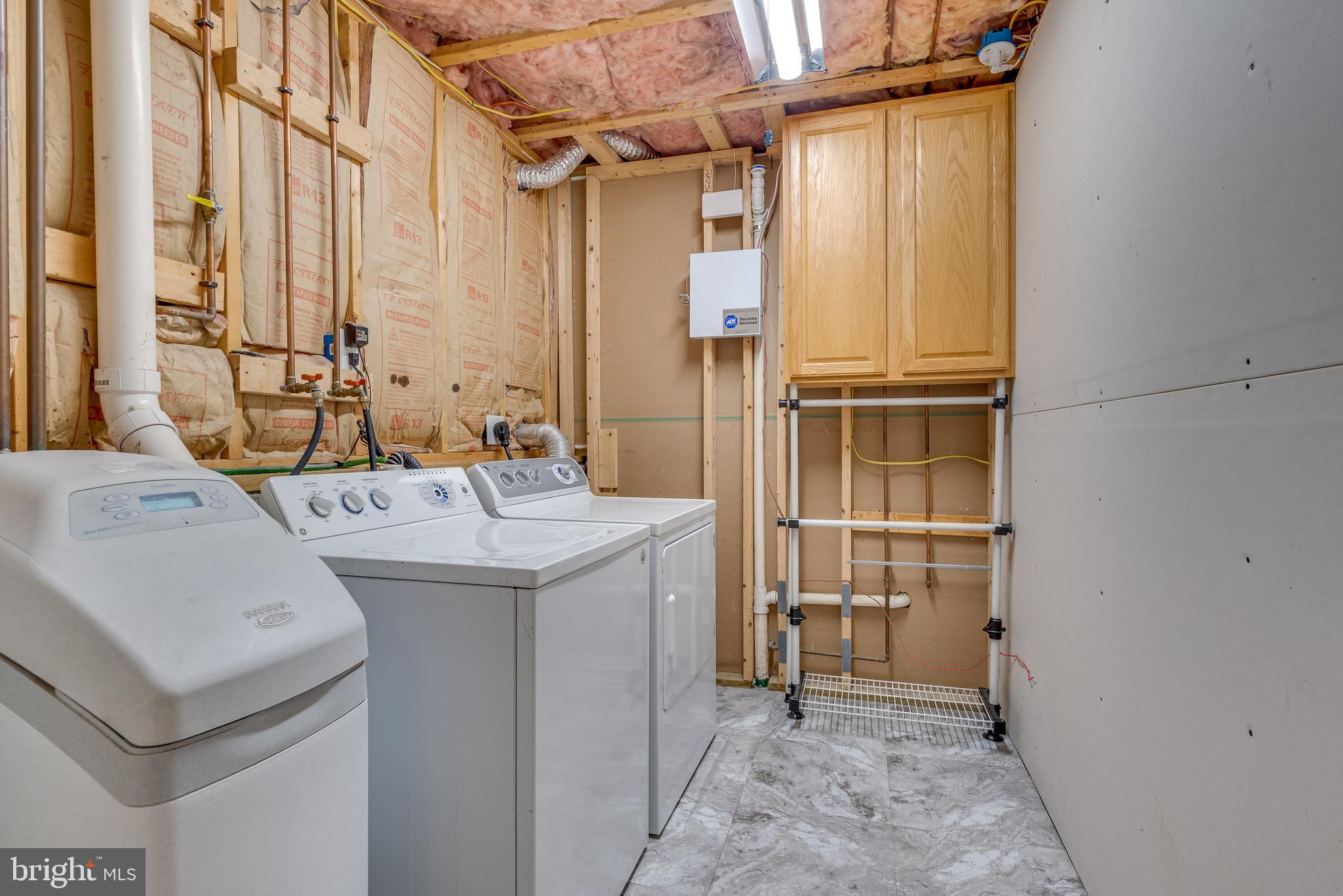 BRIAR RUN - Residential Lease