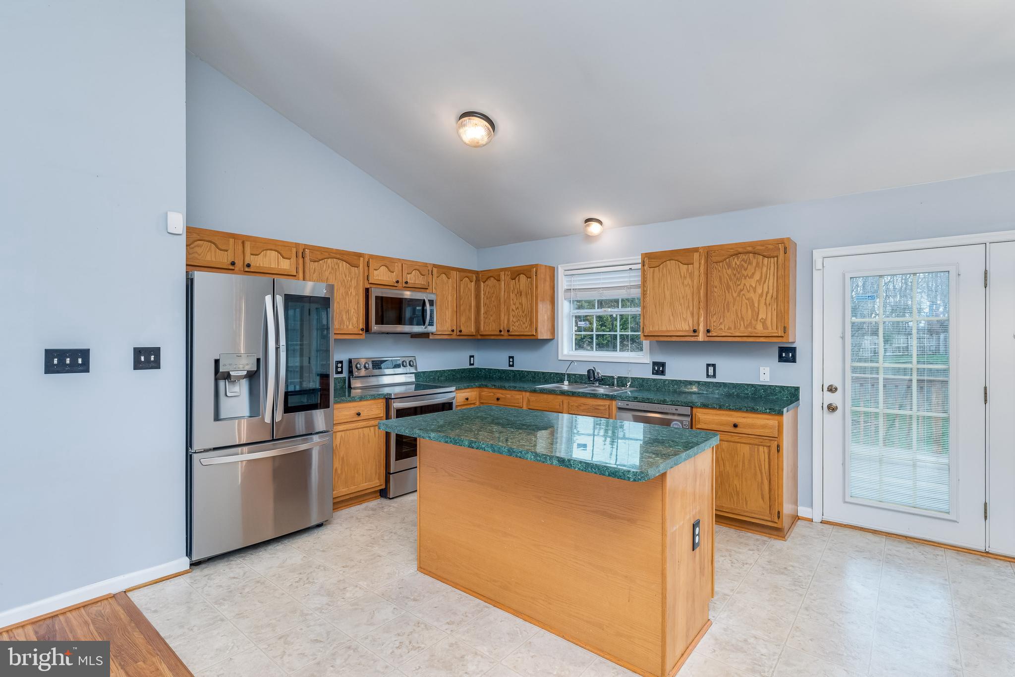 BRIAR RUN - Residential Lease