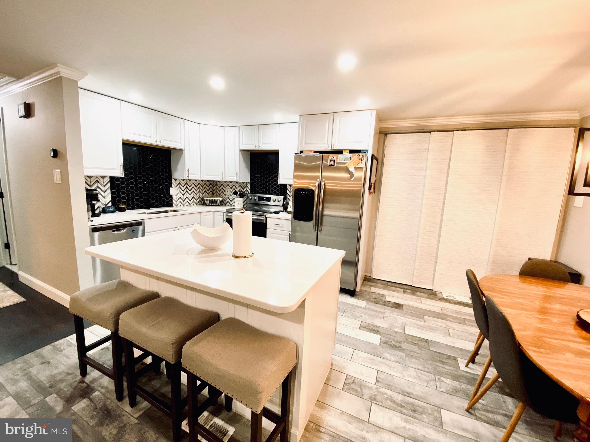 KINGS WOODS - Residential Lease