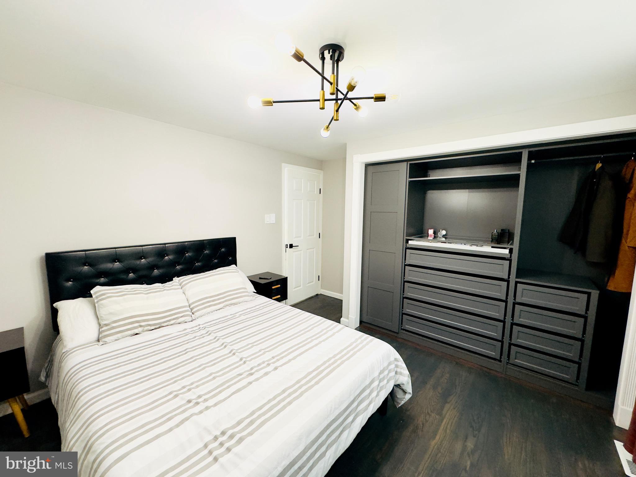 KINGS WOODS - Residential Lease