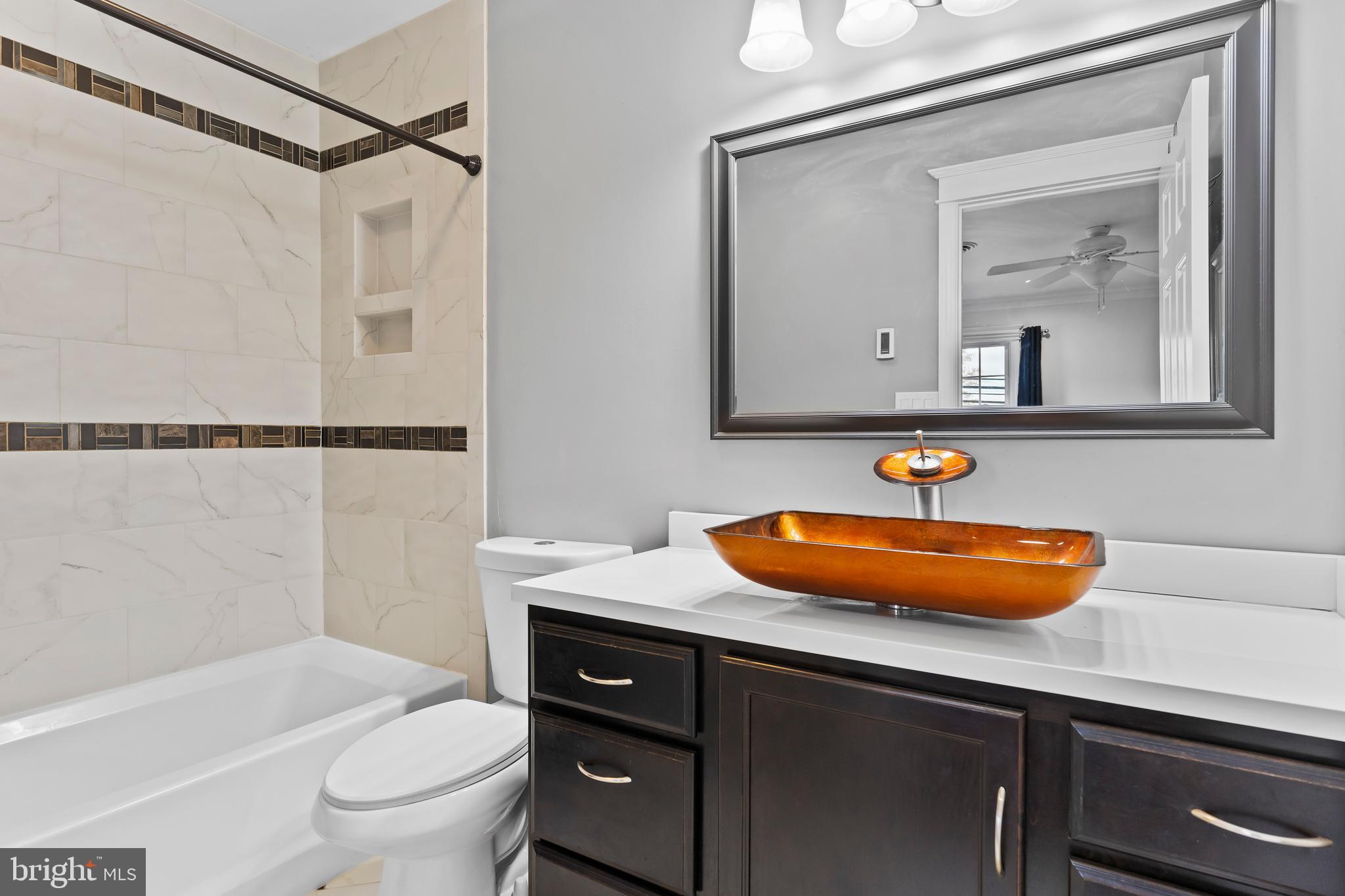 WALNUT VILLAS - Residential