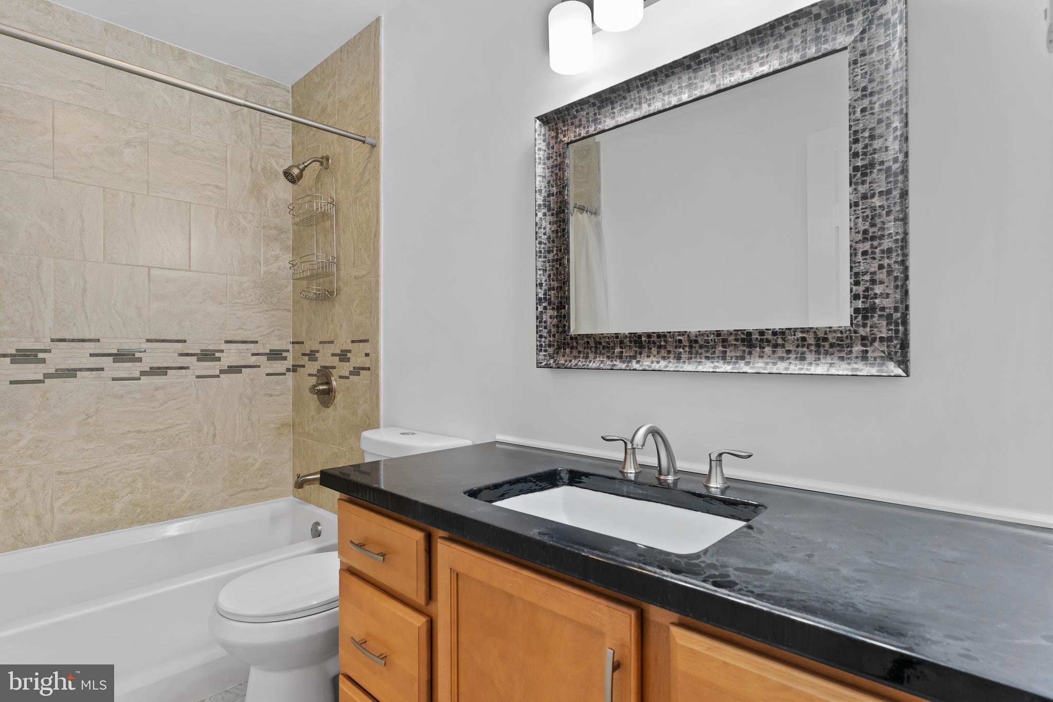 WALNUT VILLAS - Residential