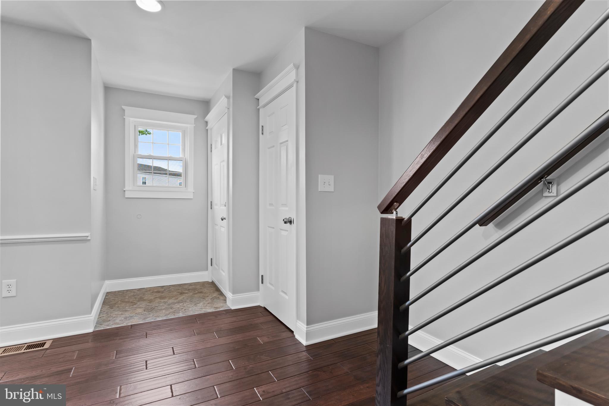 WALNUT VILLAS - Residential