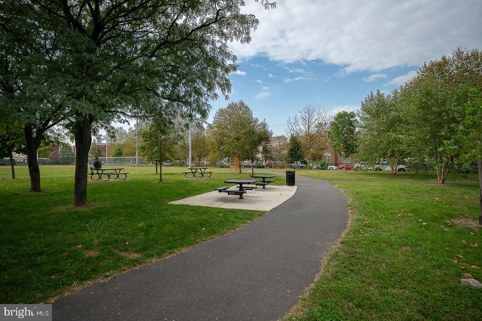 GRAYS FERRY - Residential Lease