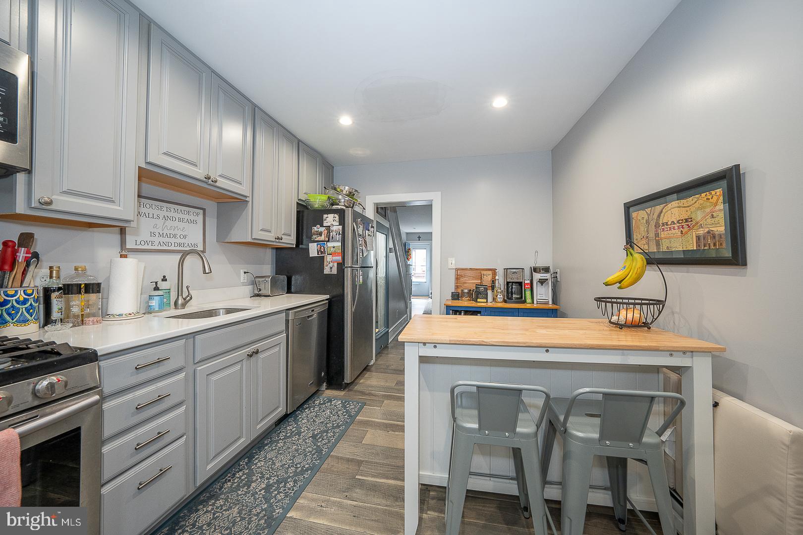 GRAYS FERRY - Residential Lease