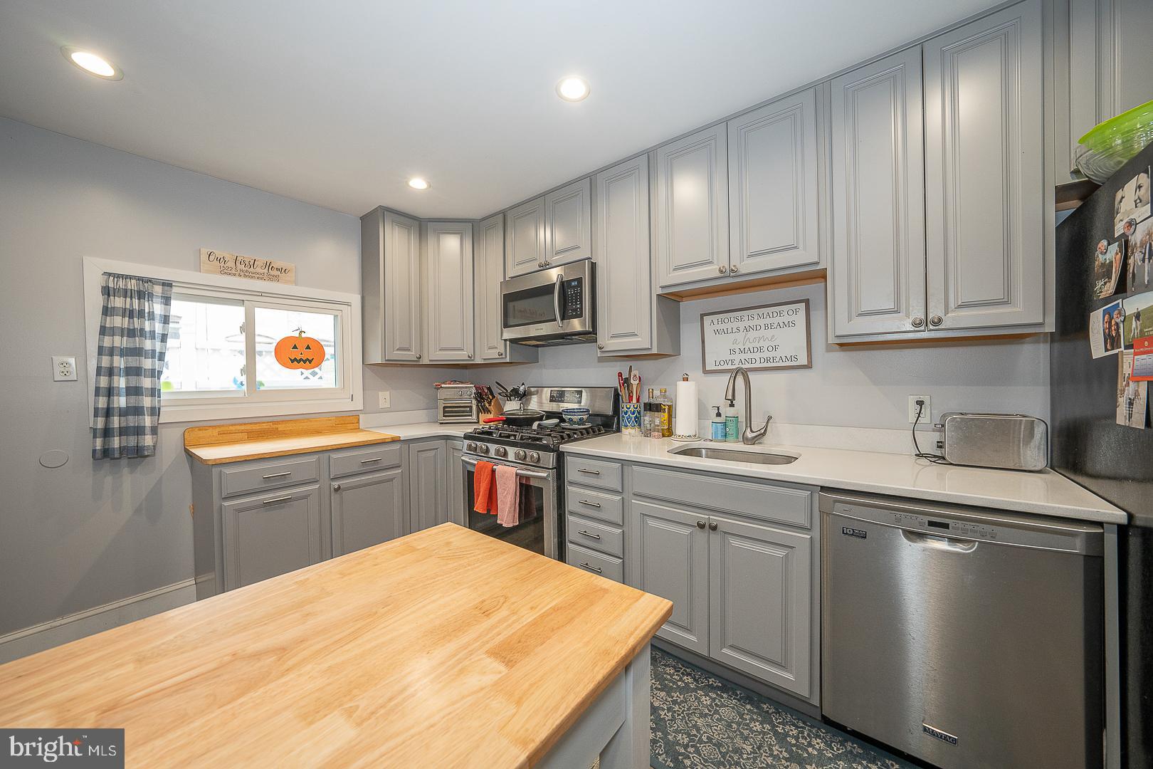 GRAYS FERRY - Residential Lease